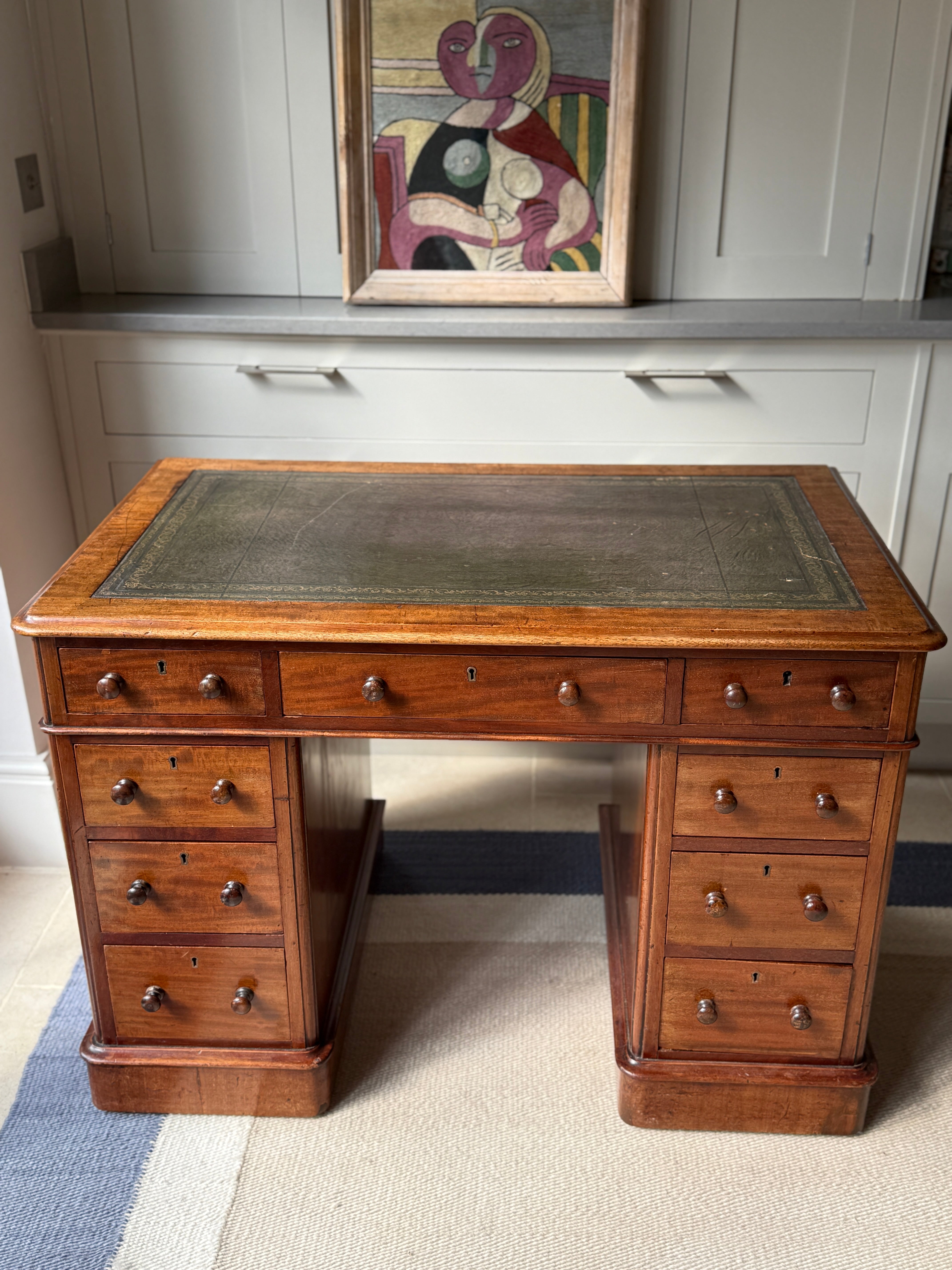Mid 19th Century Mahogany Pedestal Desk