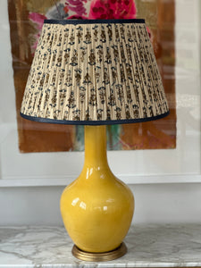 Large Antique Chinese Monochrome Table Lamp on Giltwood base.