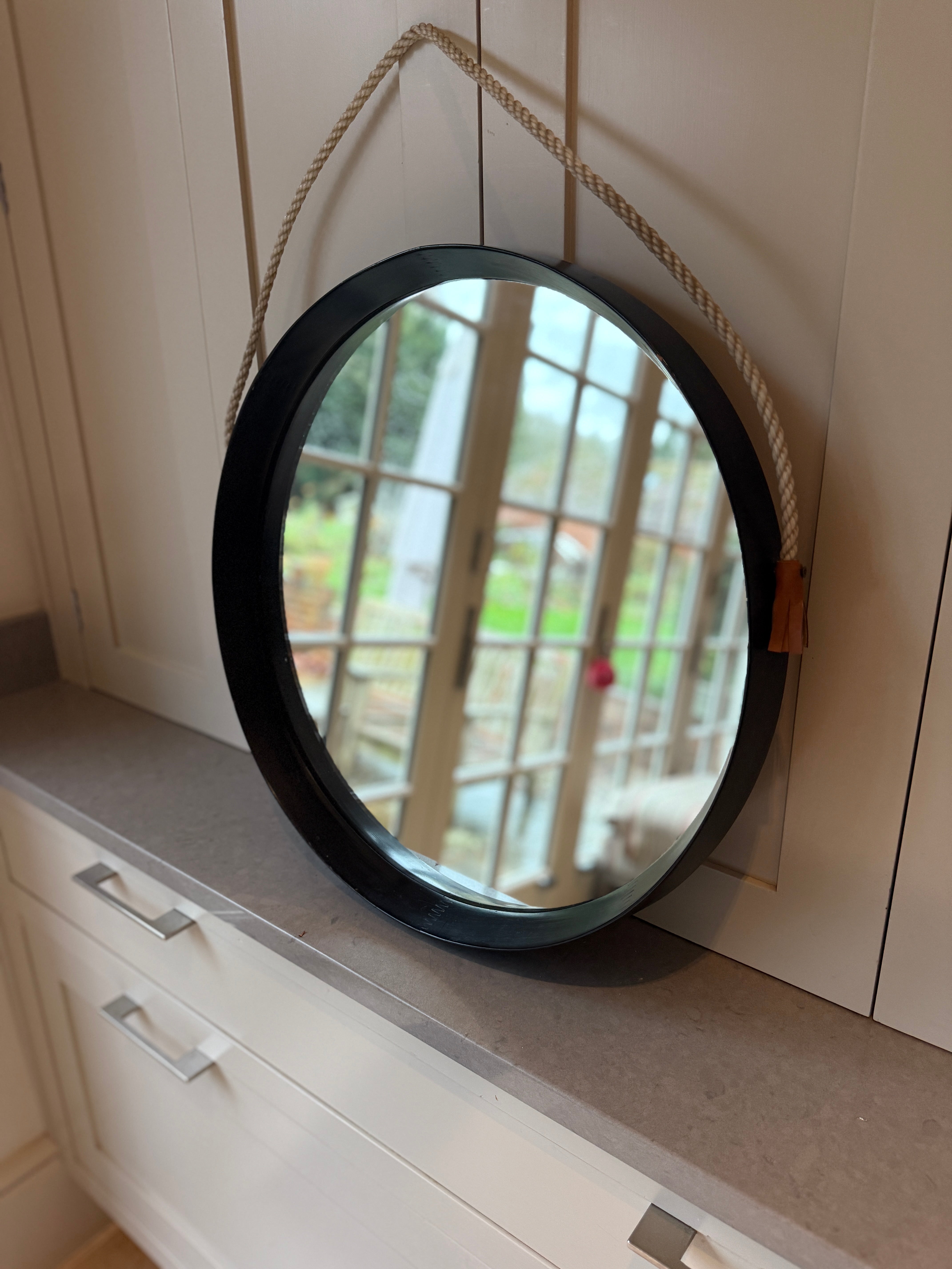 Black Round Lacquered Rope Mirror
