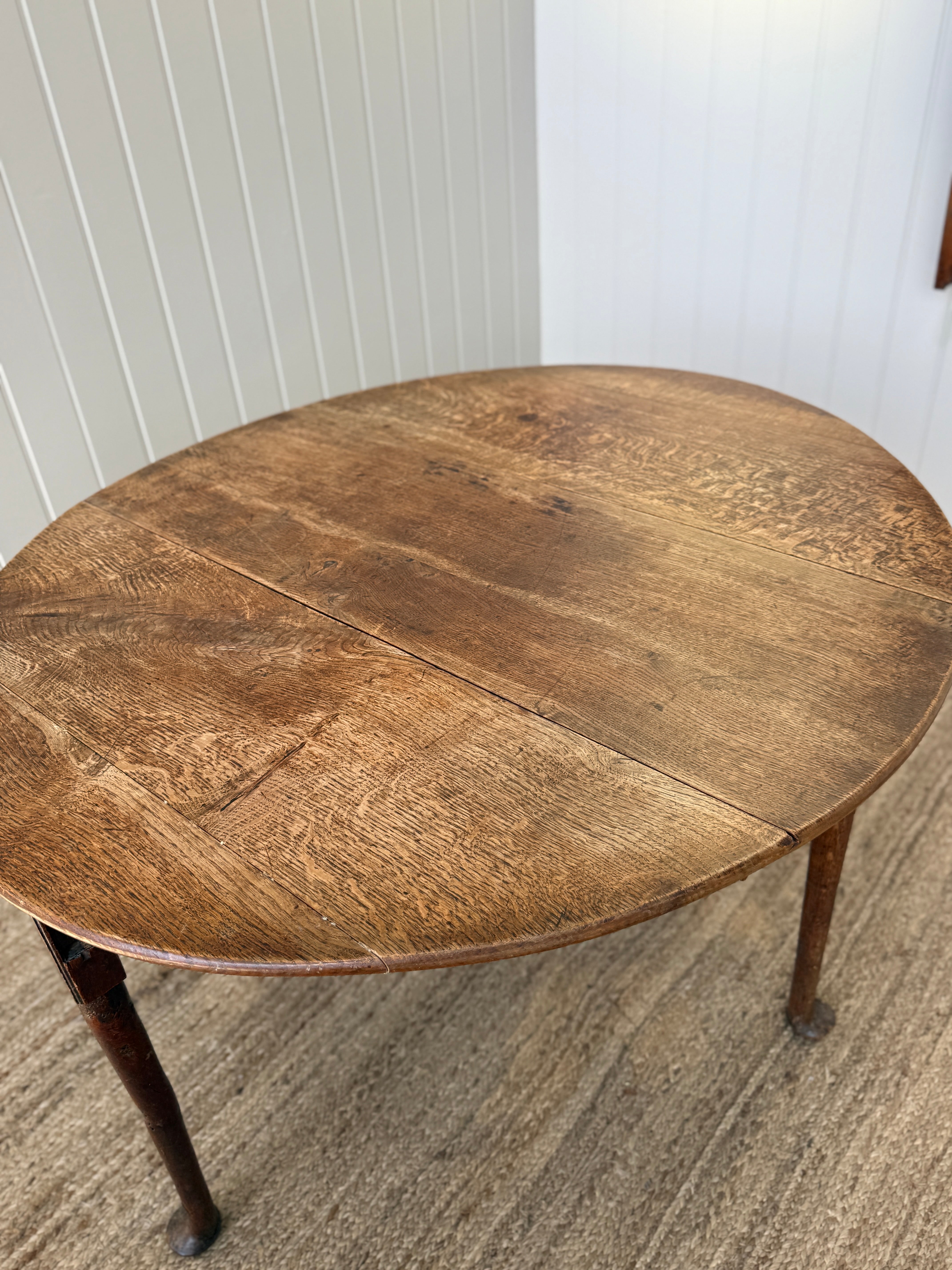 Georgian Oak Drop-Leaf Dining Table