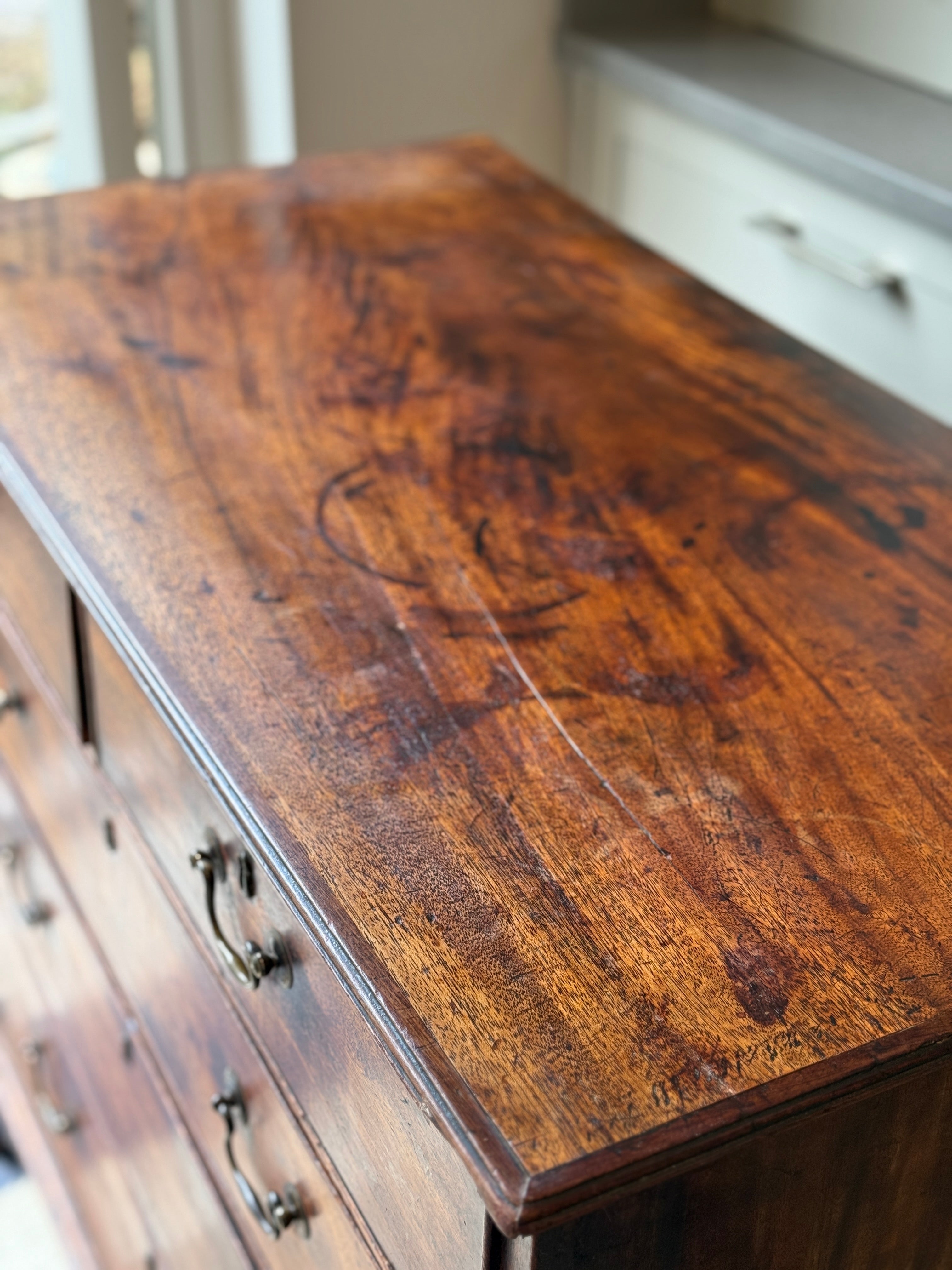 Georgian Mahogany Chest of Drawer