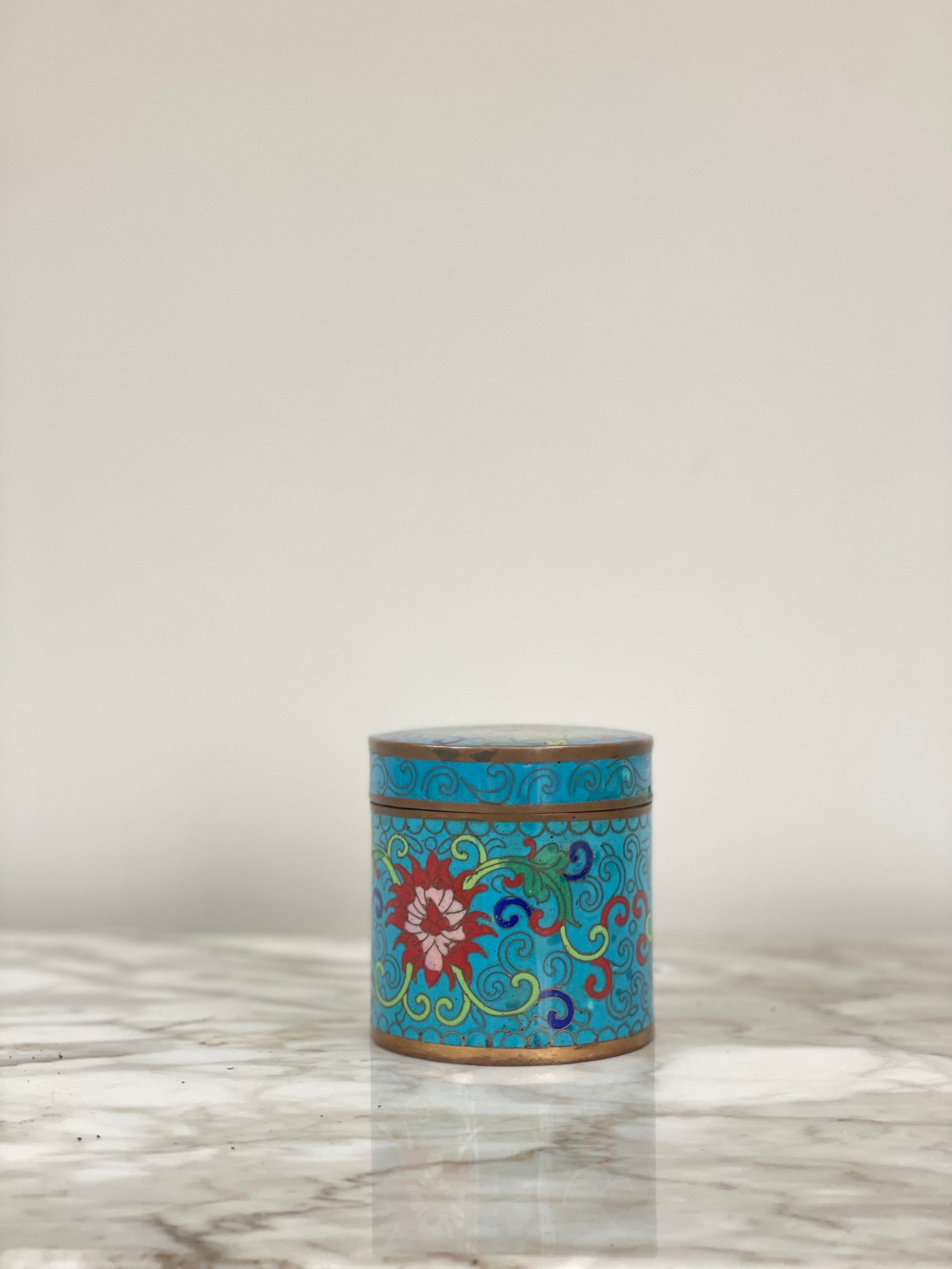 Cloisonné lidded pot