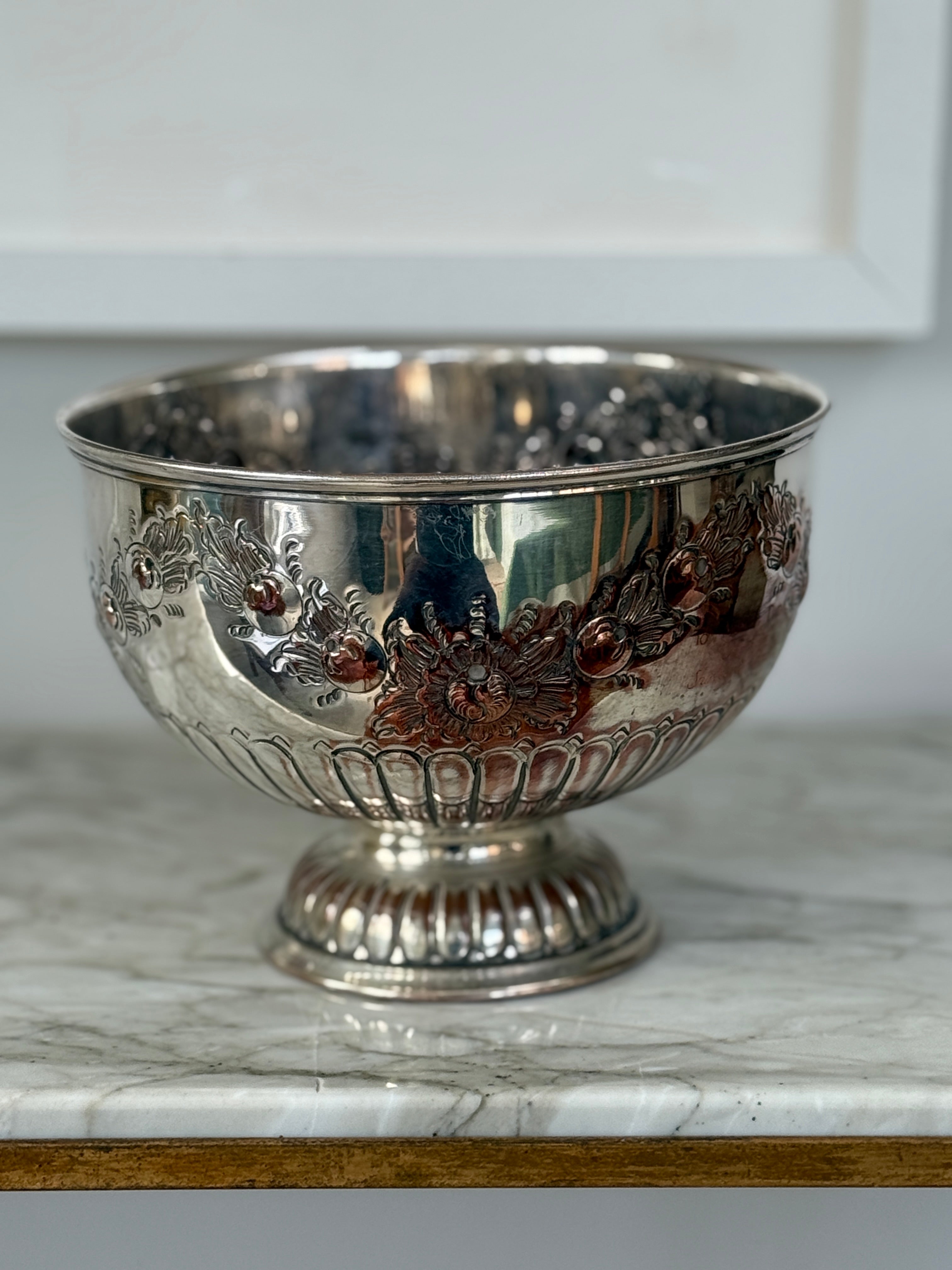 Small Decorative Silver Plate Pedestal bowl