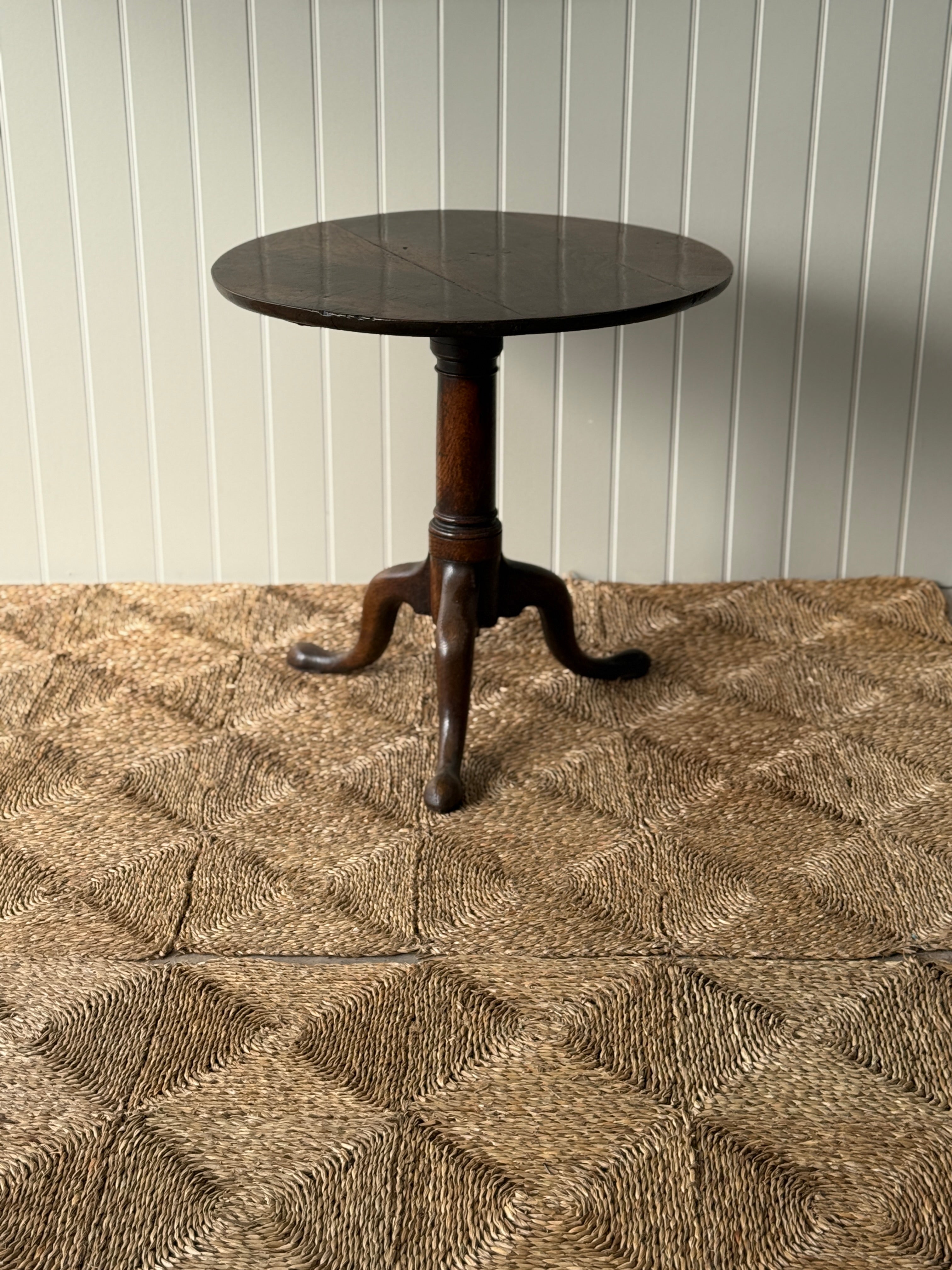 George II Tripod Table