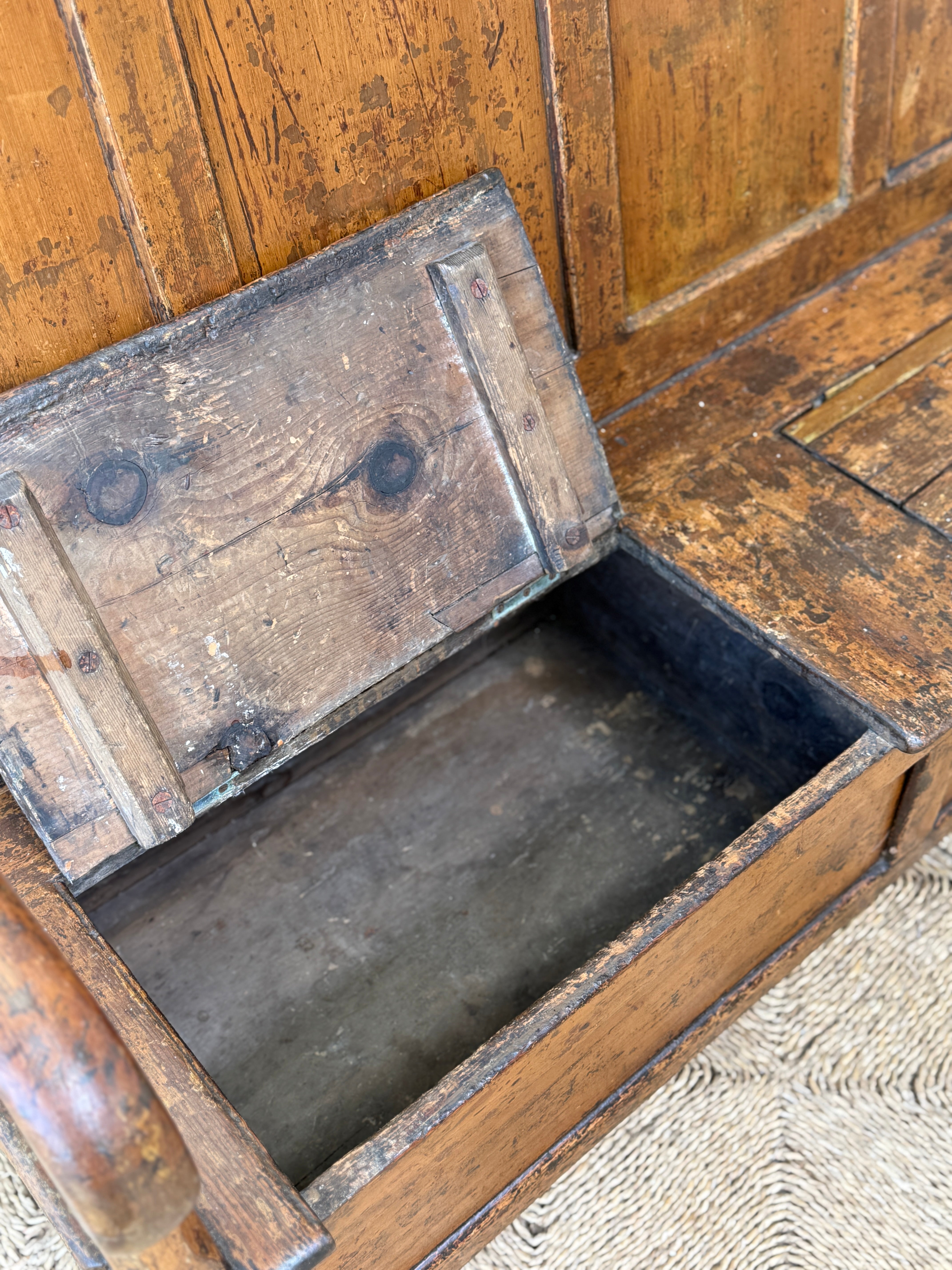 Early 19th Century Irish Painted Settle