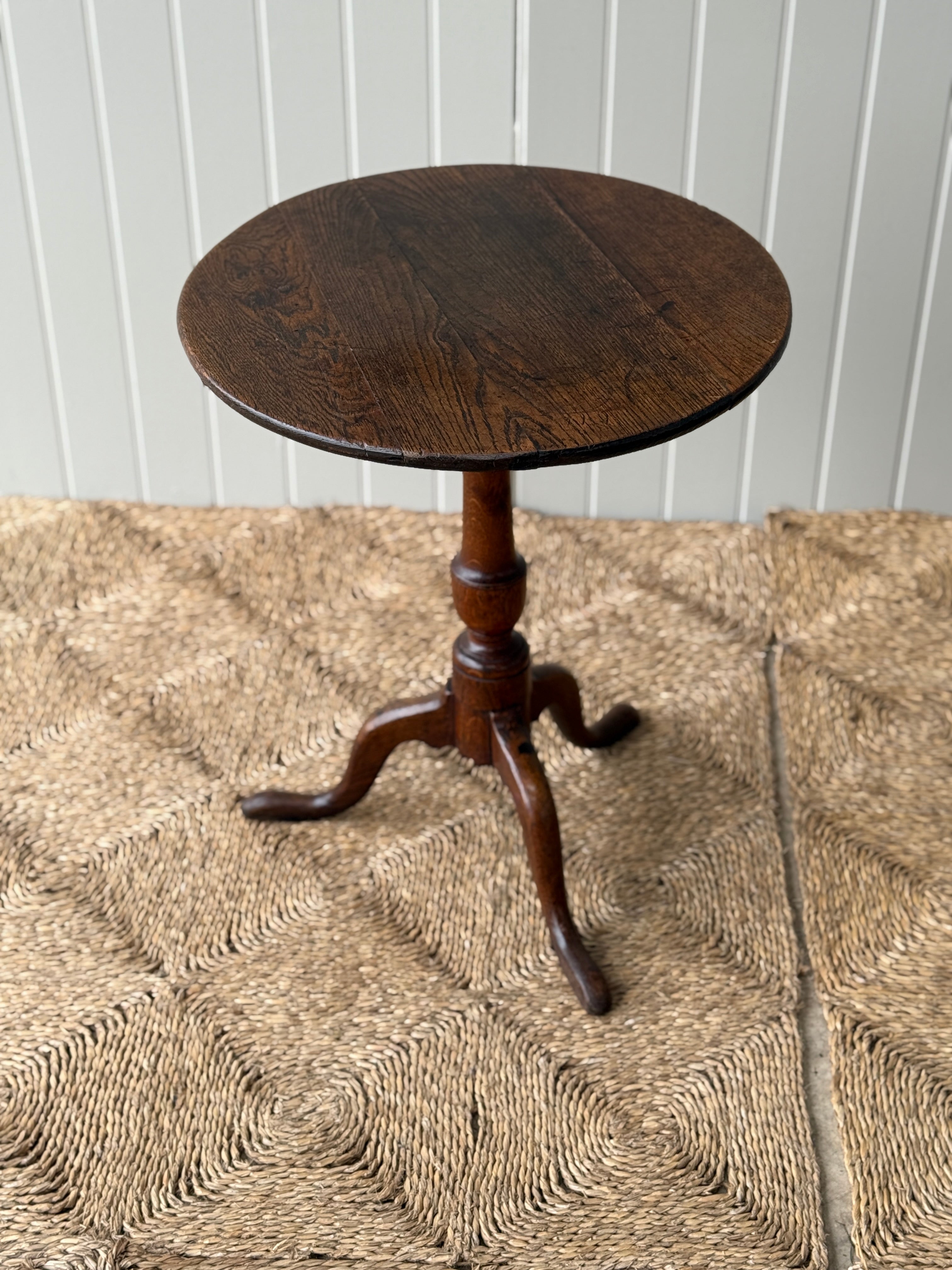 Tilt Top Table