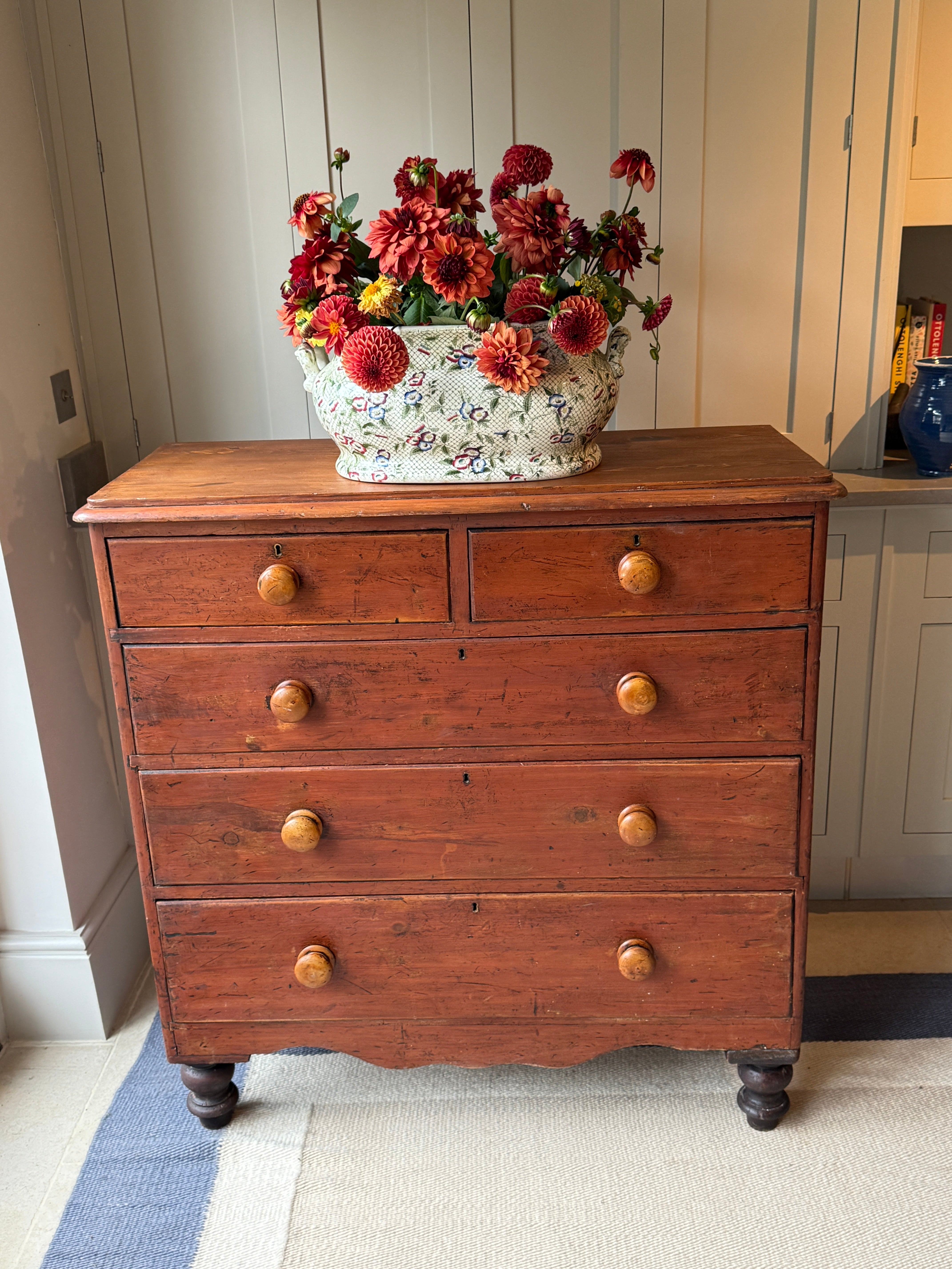 Red Pine Chest of Drawers
