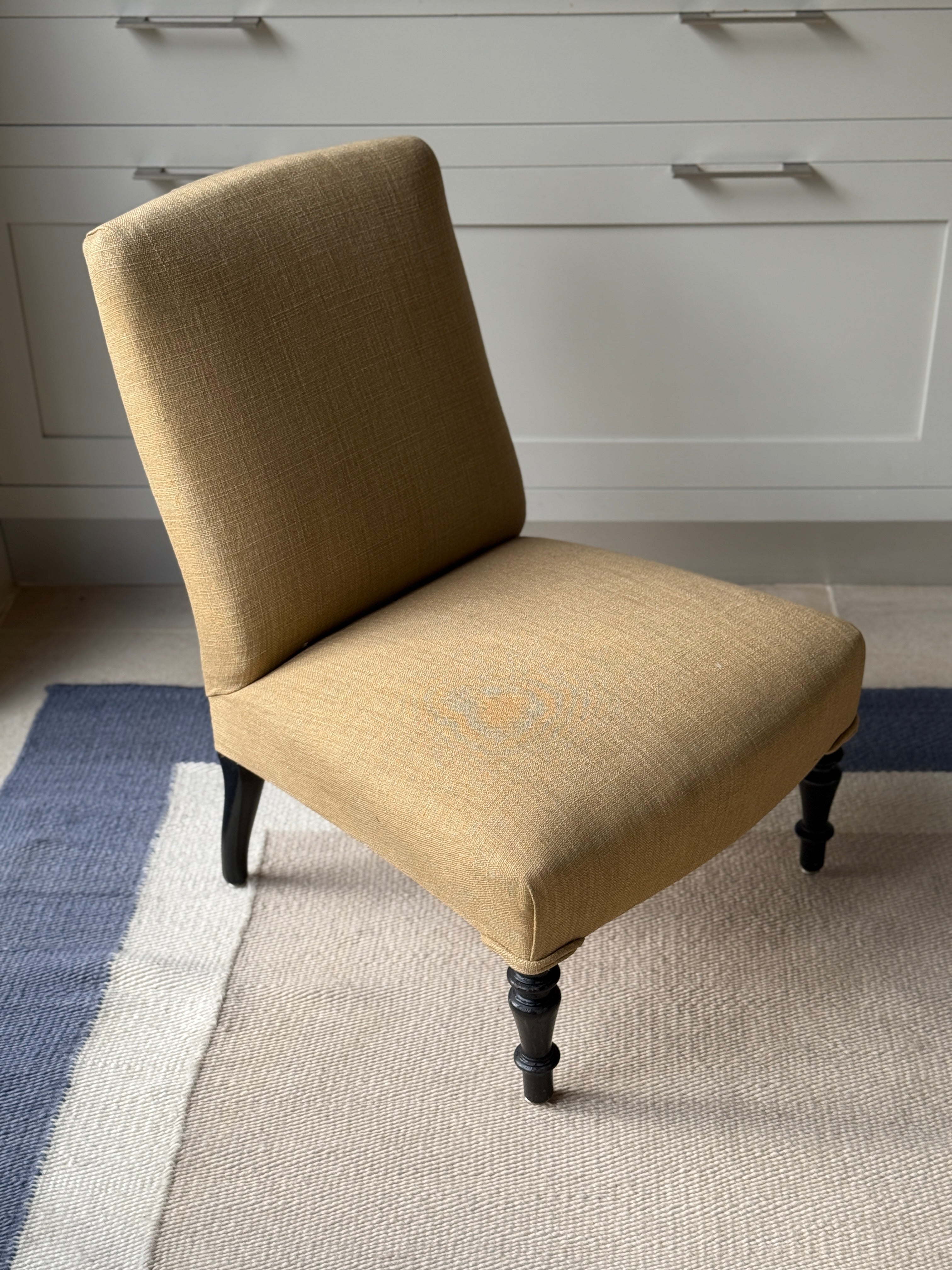 French 19th Century Slipper Chairs in linen