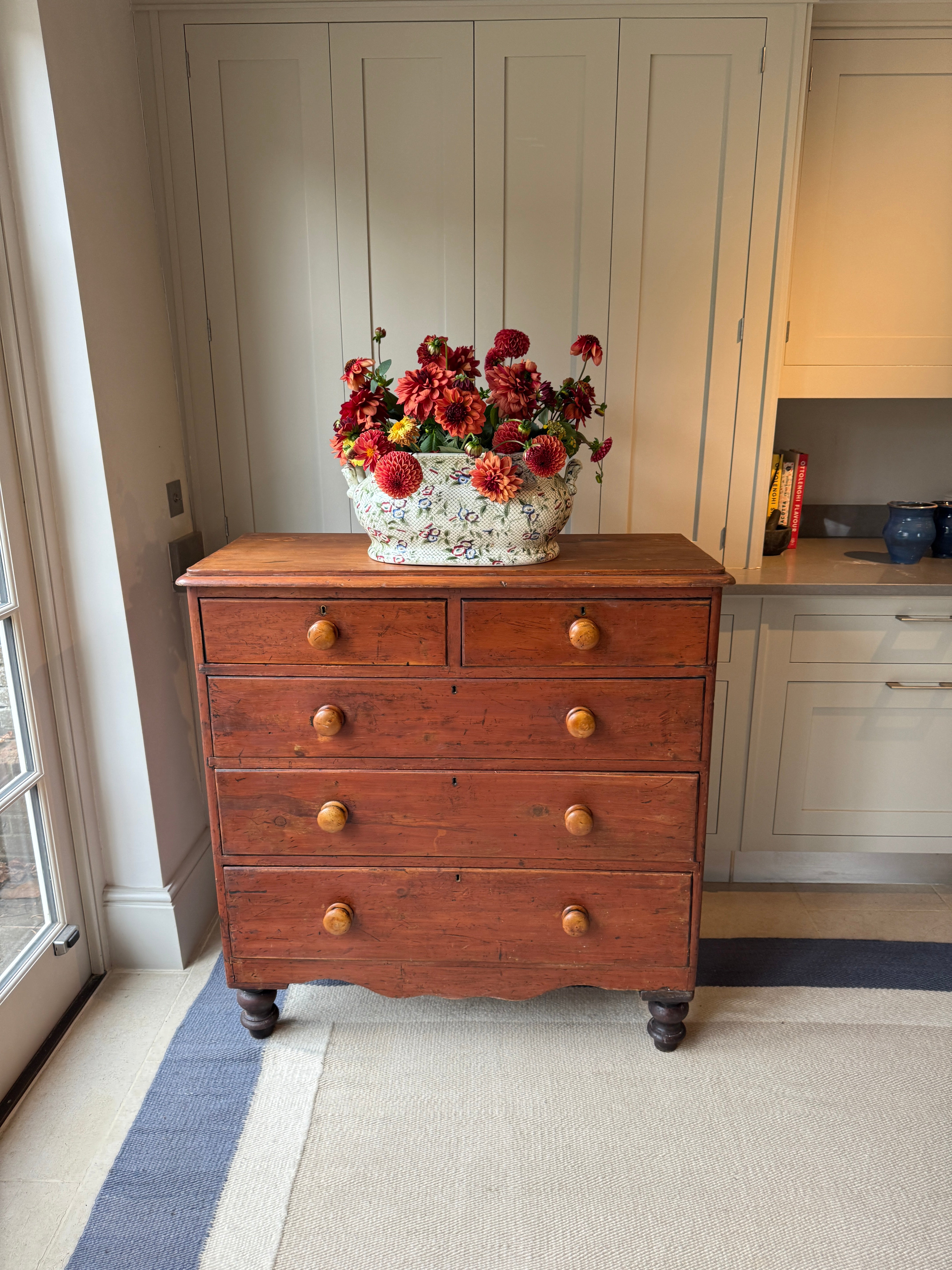 Red Pine Chest of Drawers