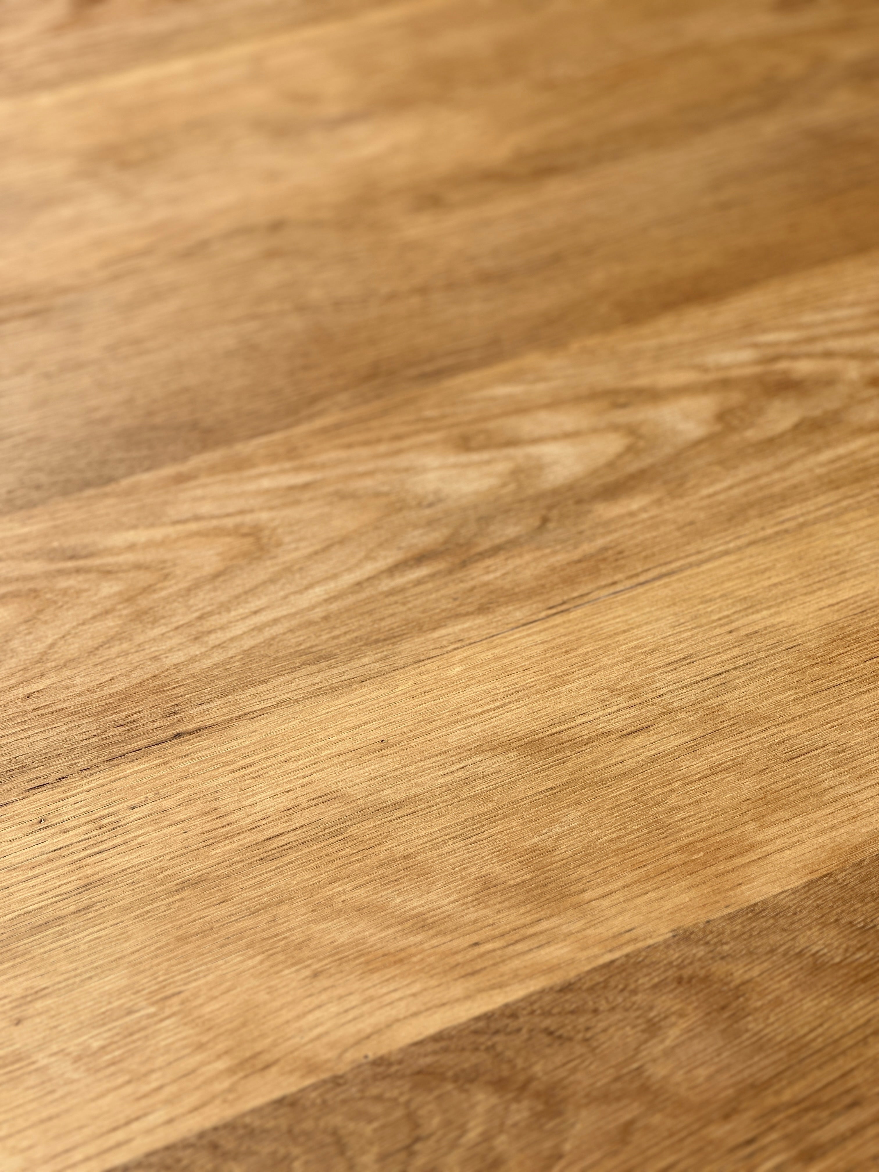 Circular Oak Arts & Crafts Table