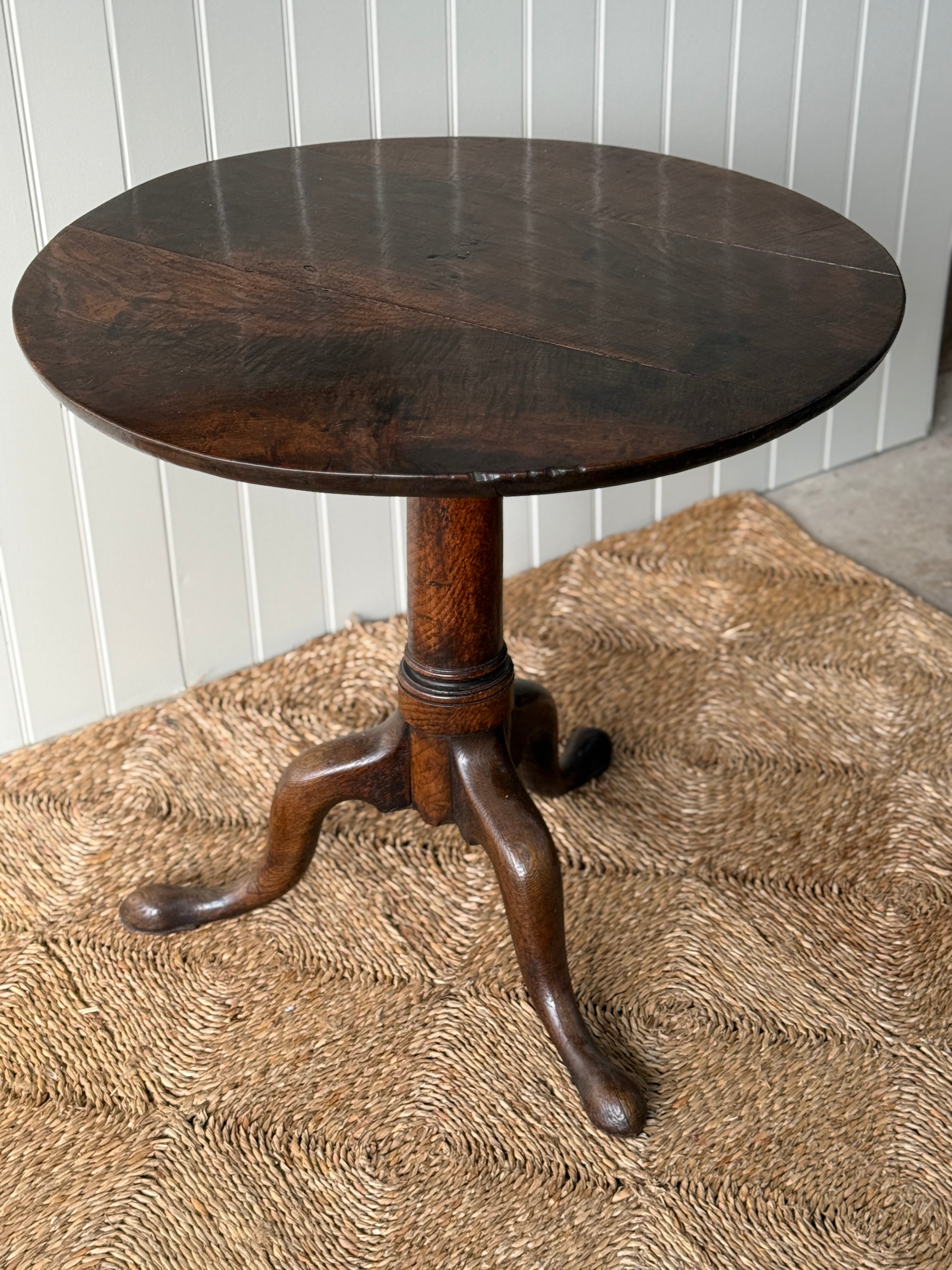 George II Tripod Table