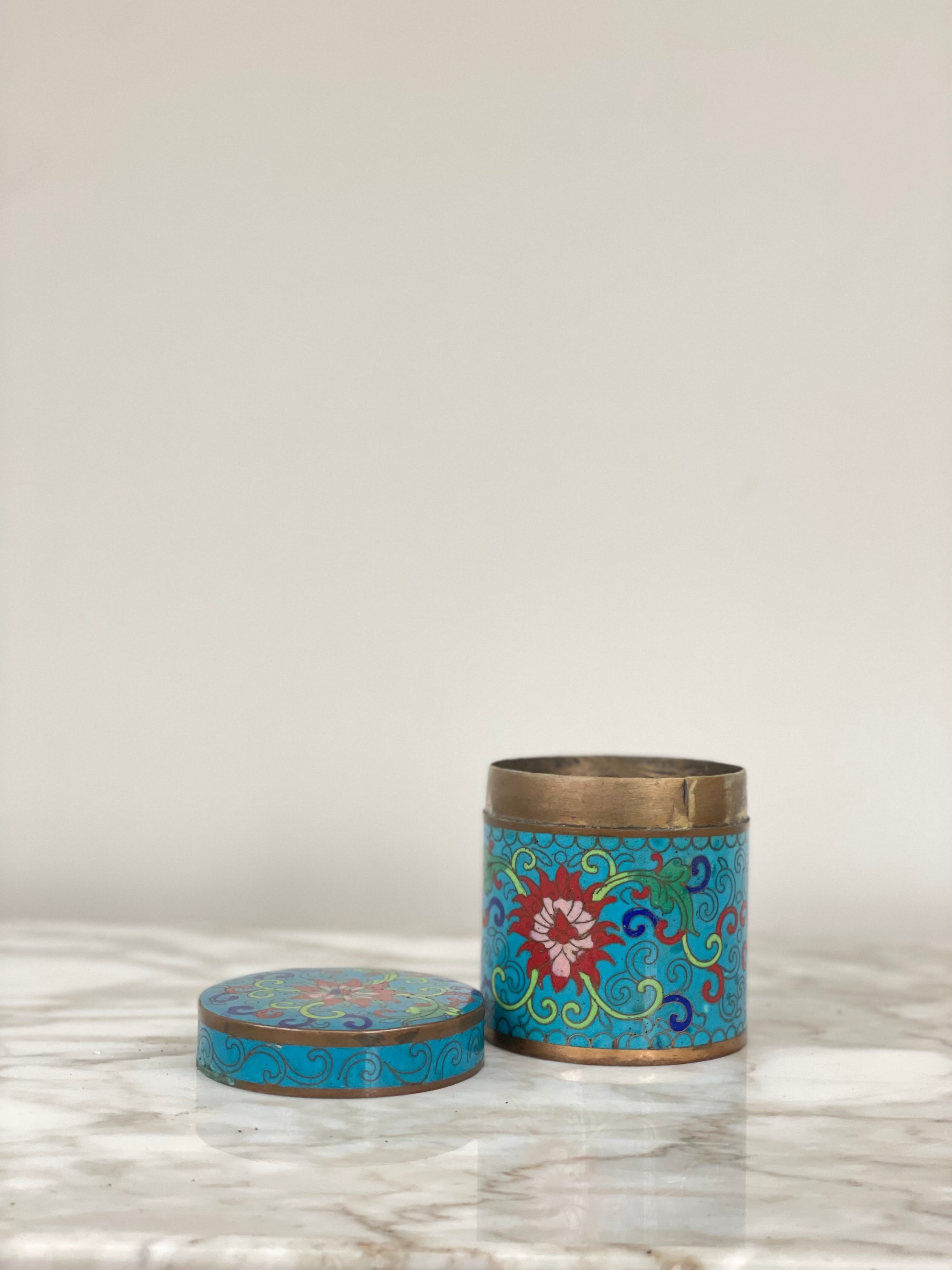 Cloisonné lidded pot