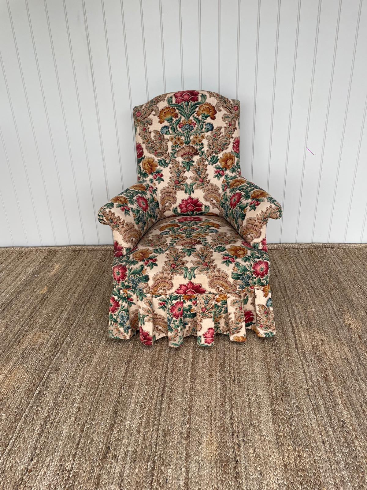 Single Floral Chapeau de Gendarme