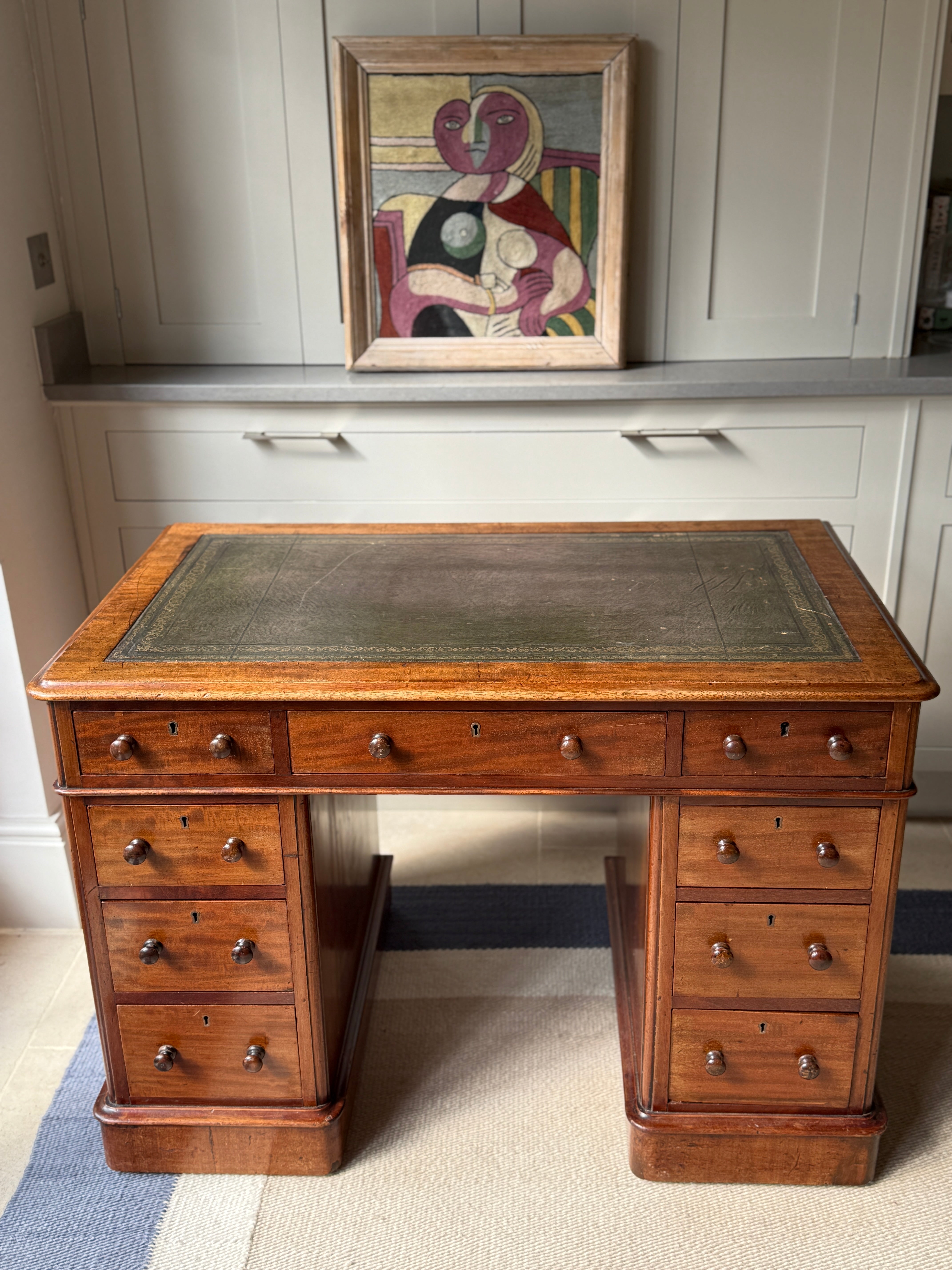 Mid 19th Century Mahogany Pedestal Desk