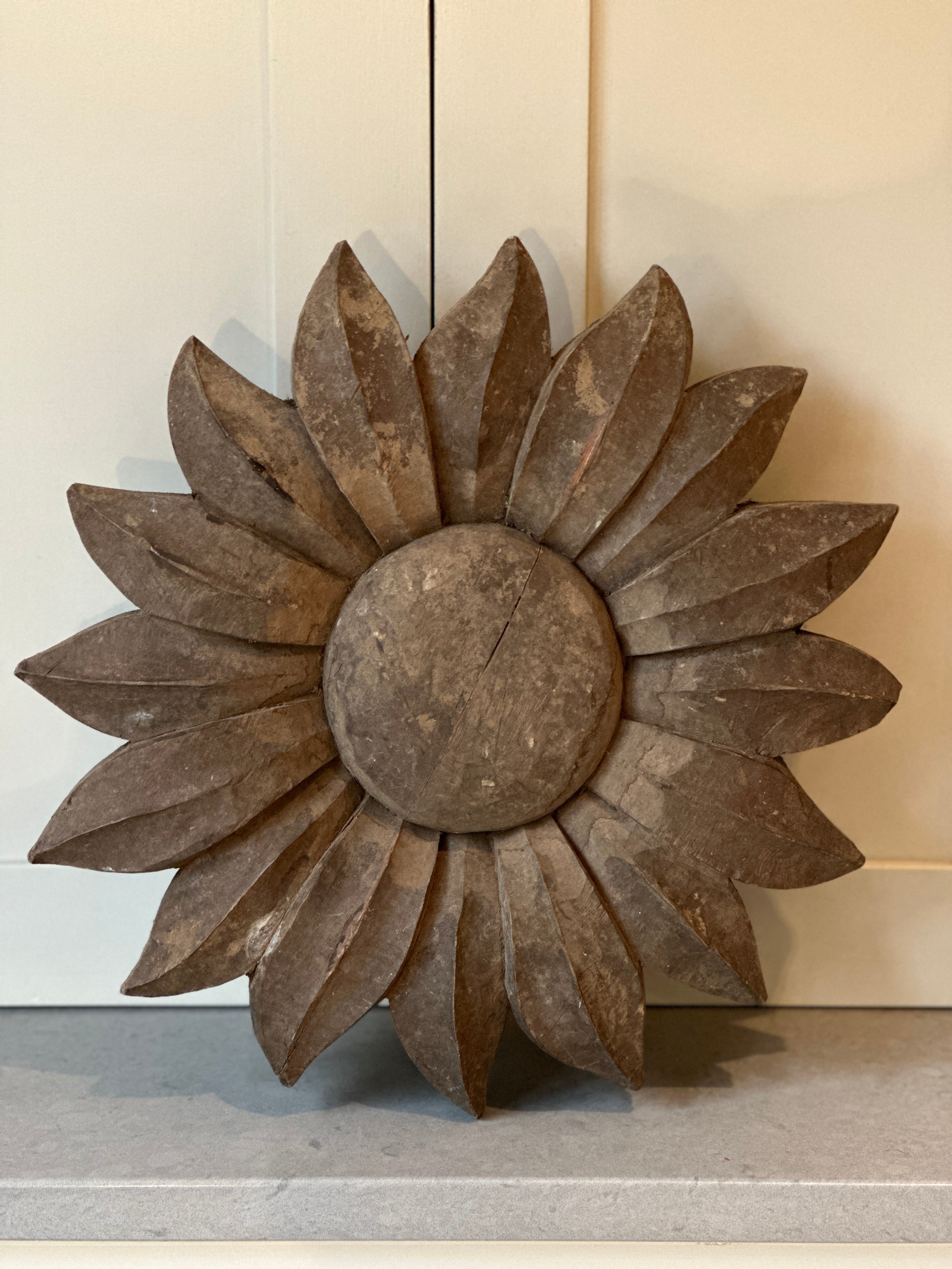 Decorative wooden daisy Papier Mache Mould