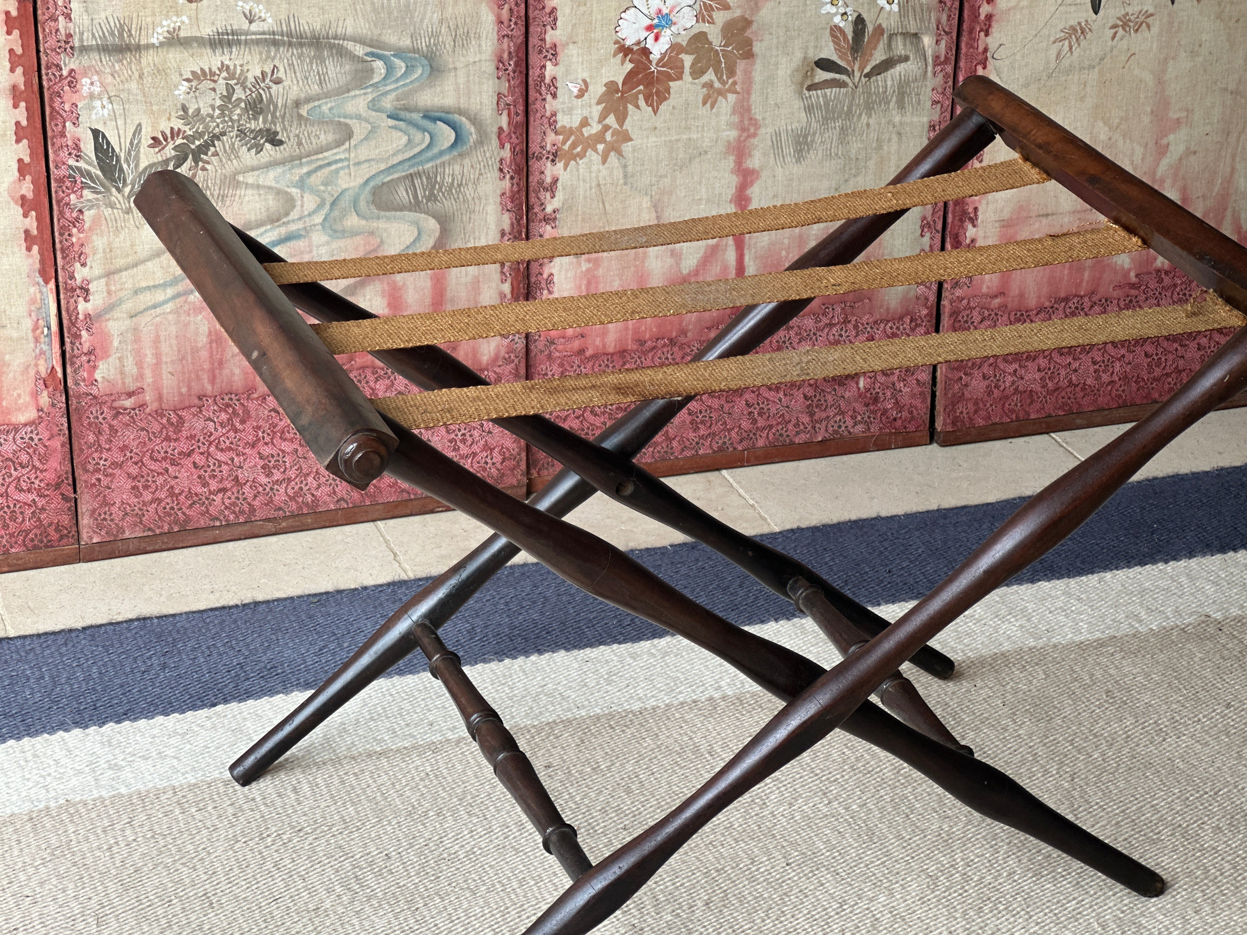 Georgian Mahogany Stand