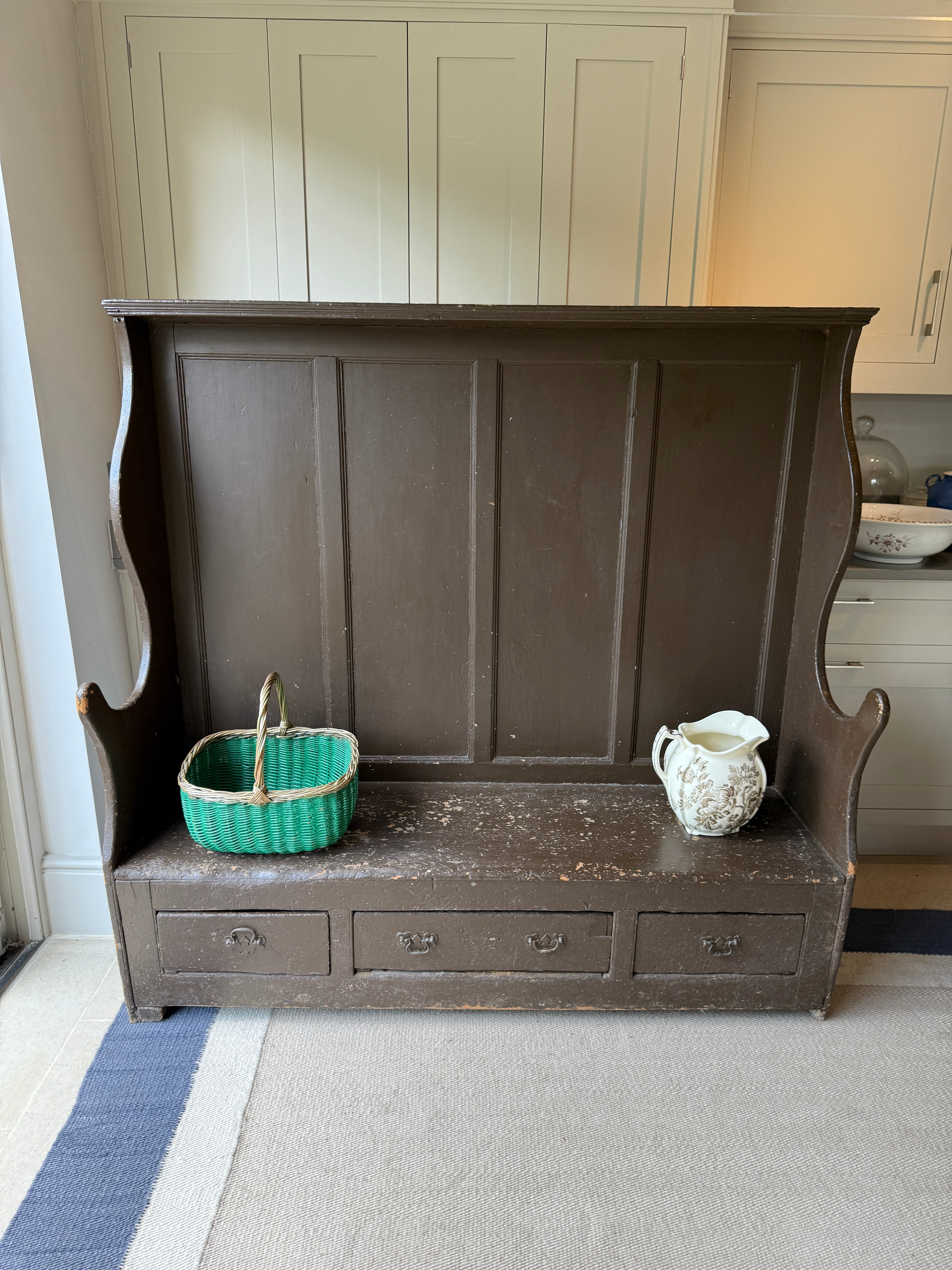Early 19th Century West Country Settle