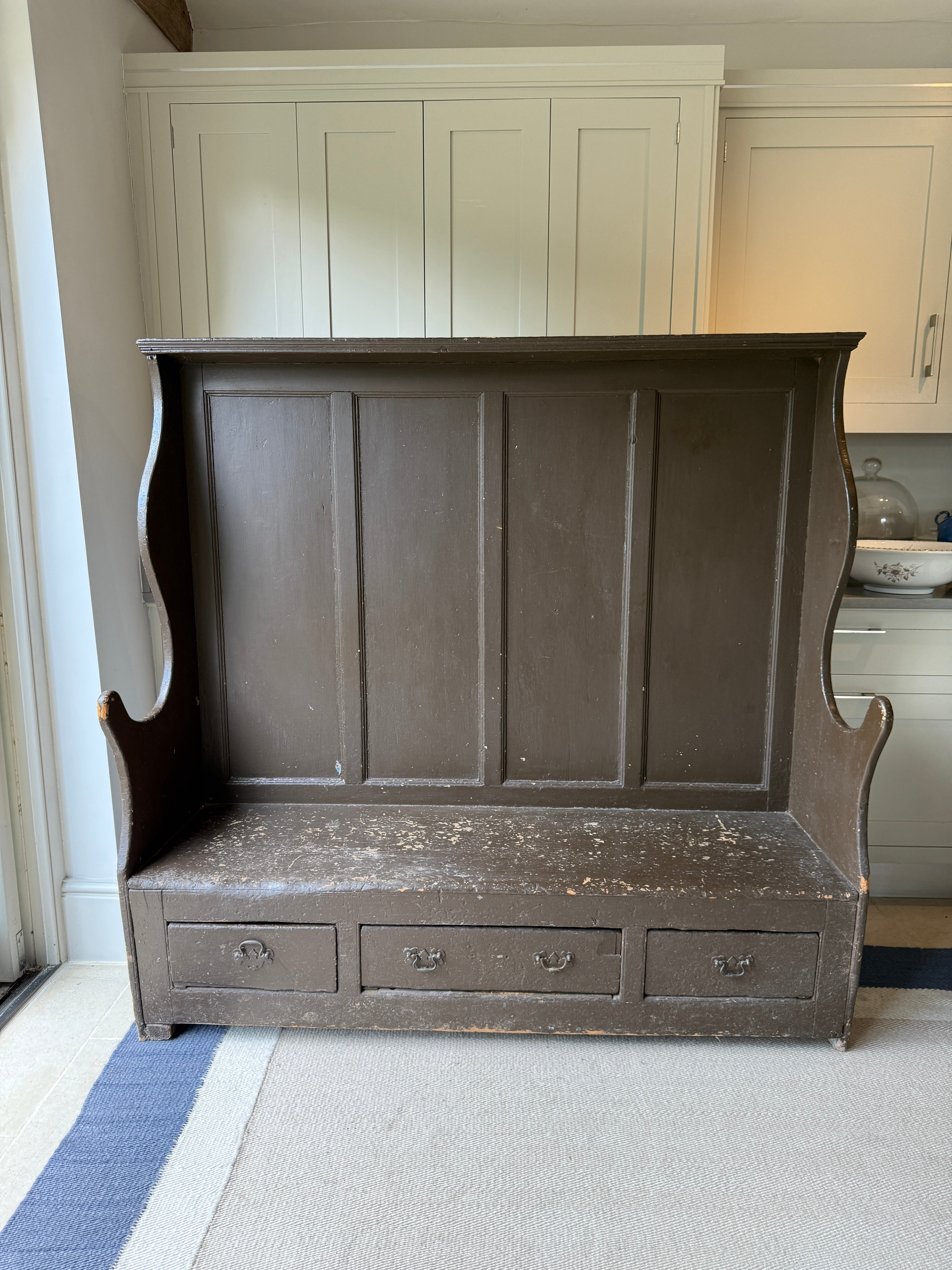 Early 19th Century West Country Settle