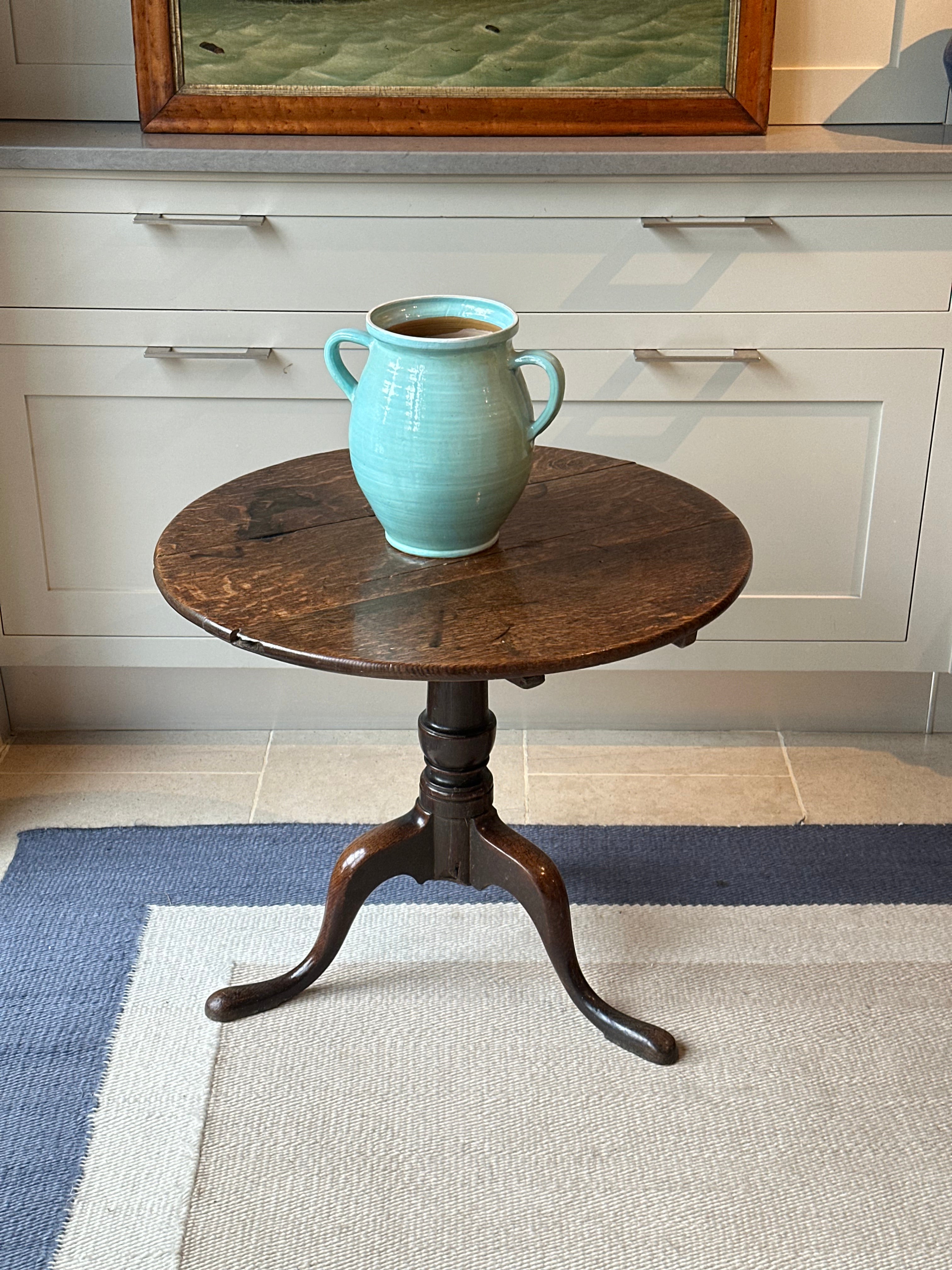 Low Oak Tripod Table