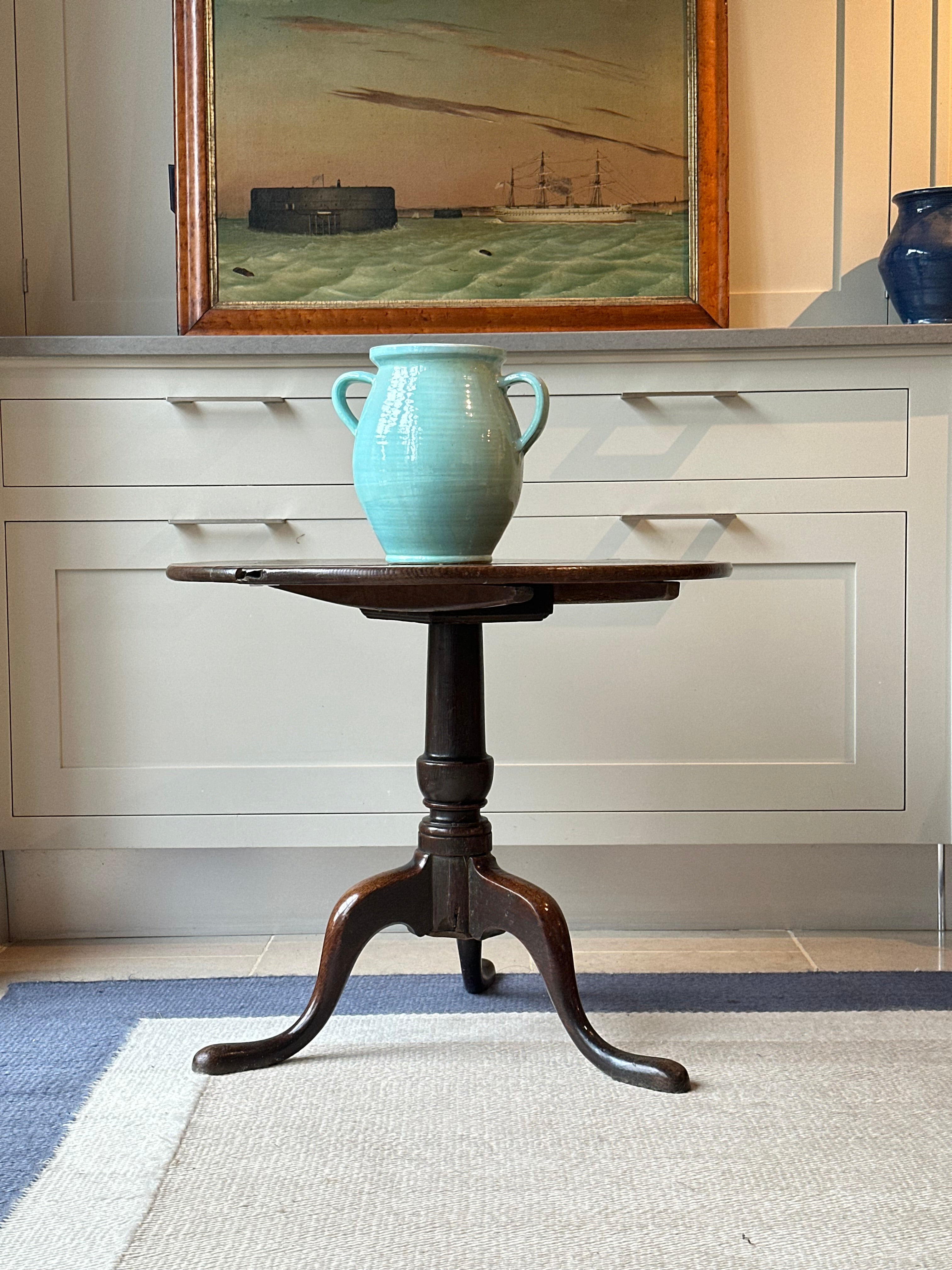 Low Oak Tripod Table