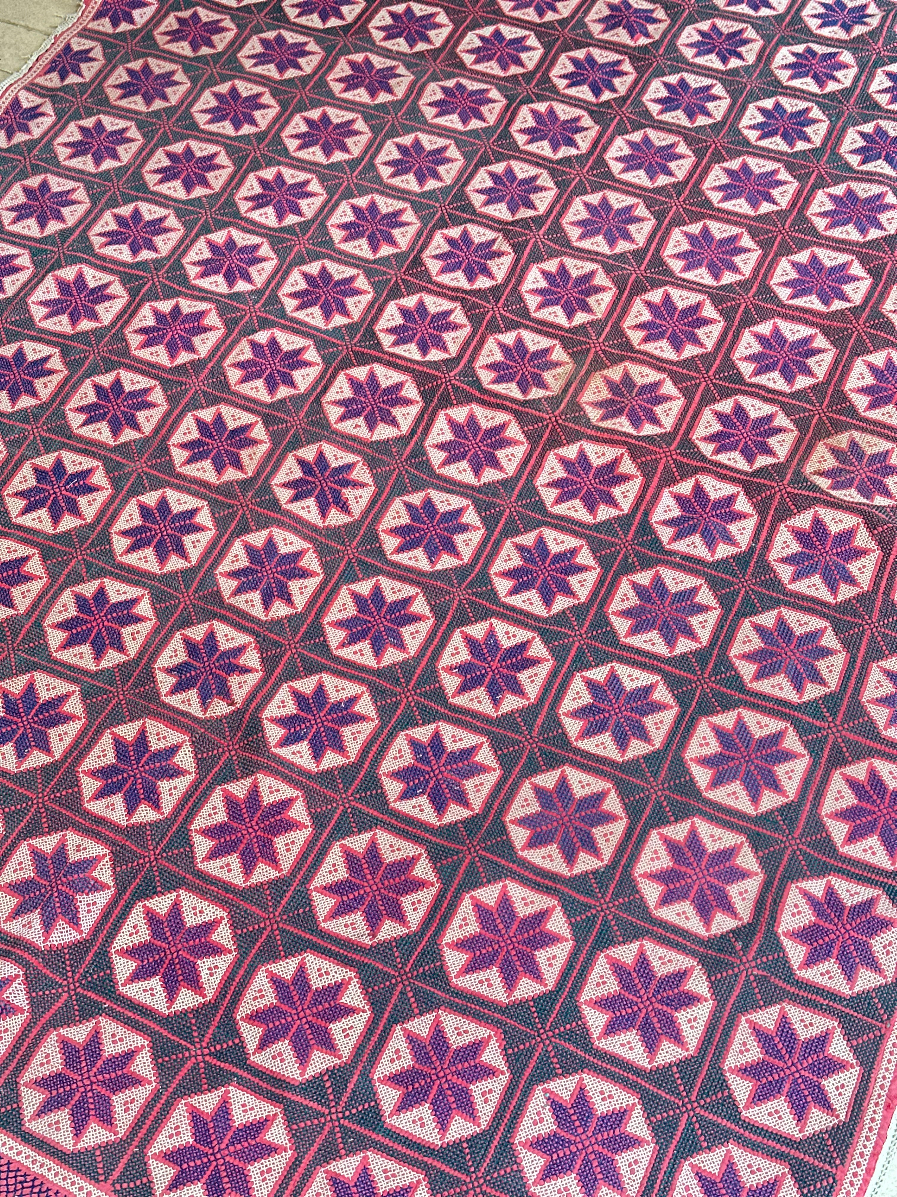 Dark Green & Pink Handmade Bengal Quilt