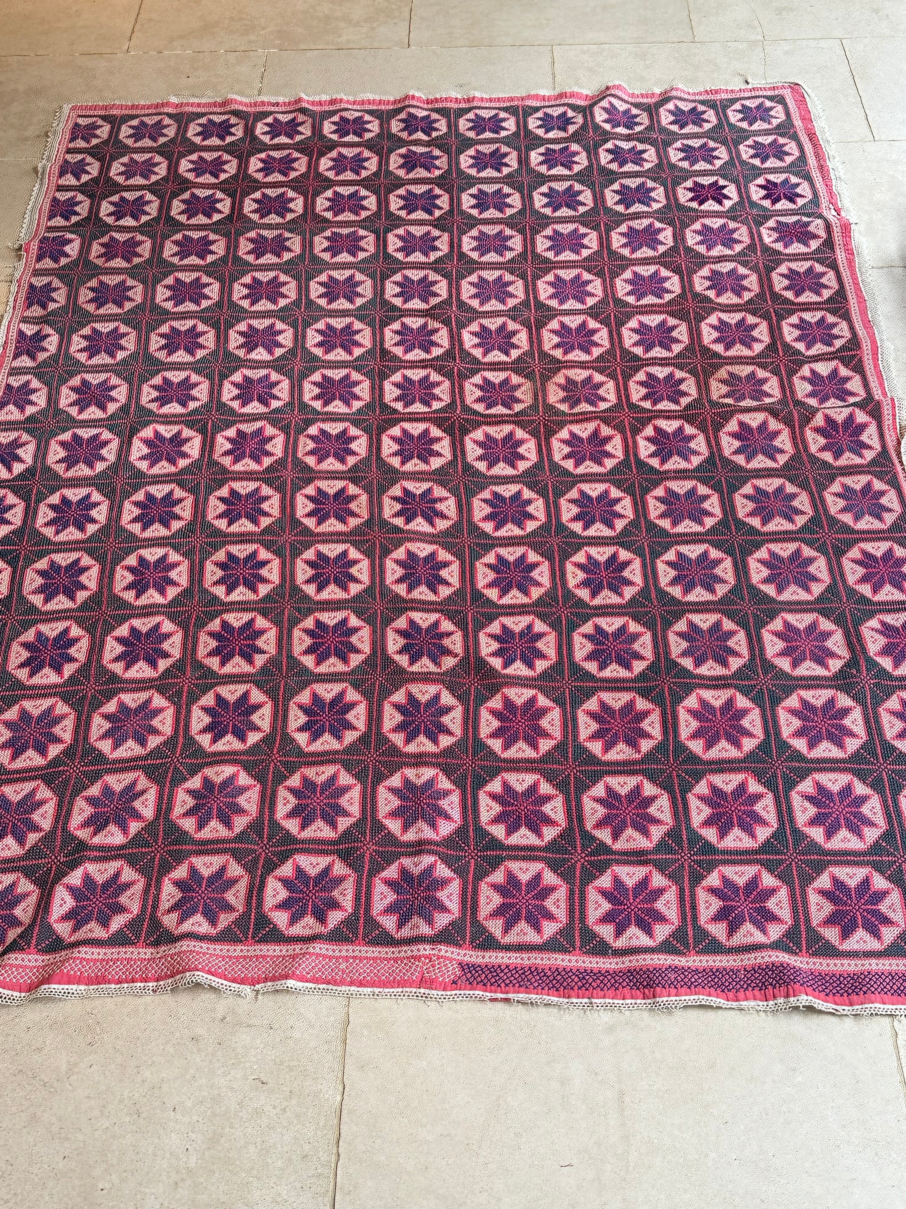 Dark Green & Pink Handmade Bengal Quilt