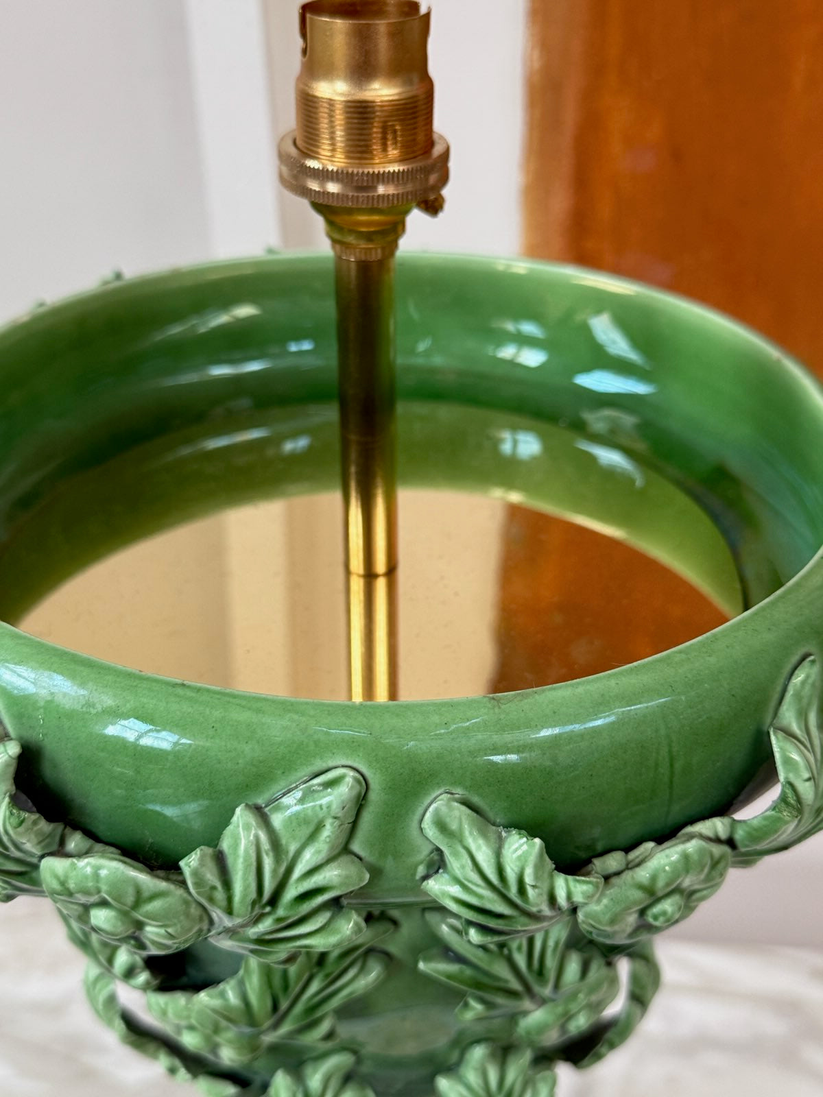 Green Manises Lamp
