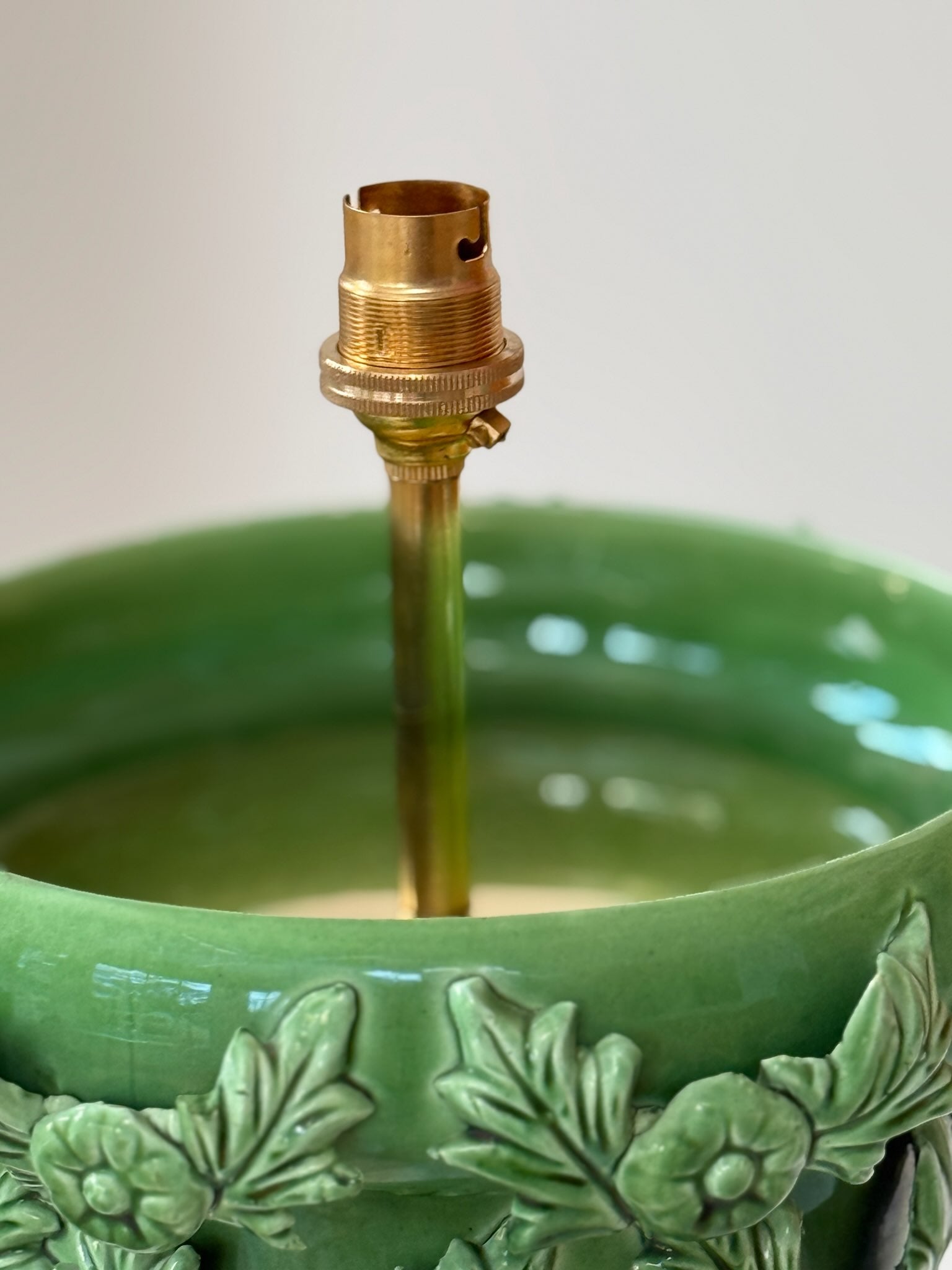 Green Manises Lamp