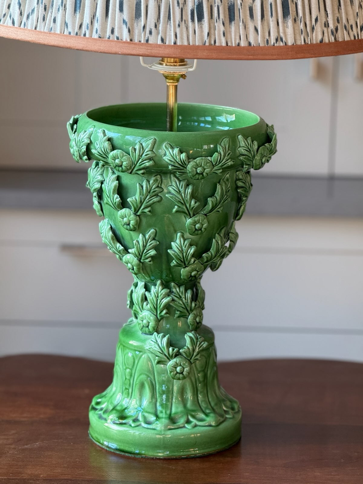 Green Manises Lamp
