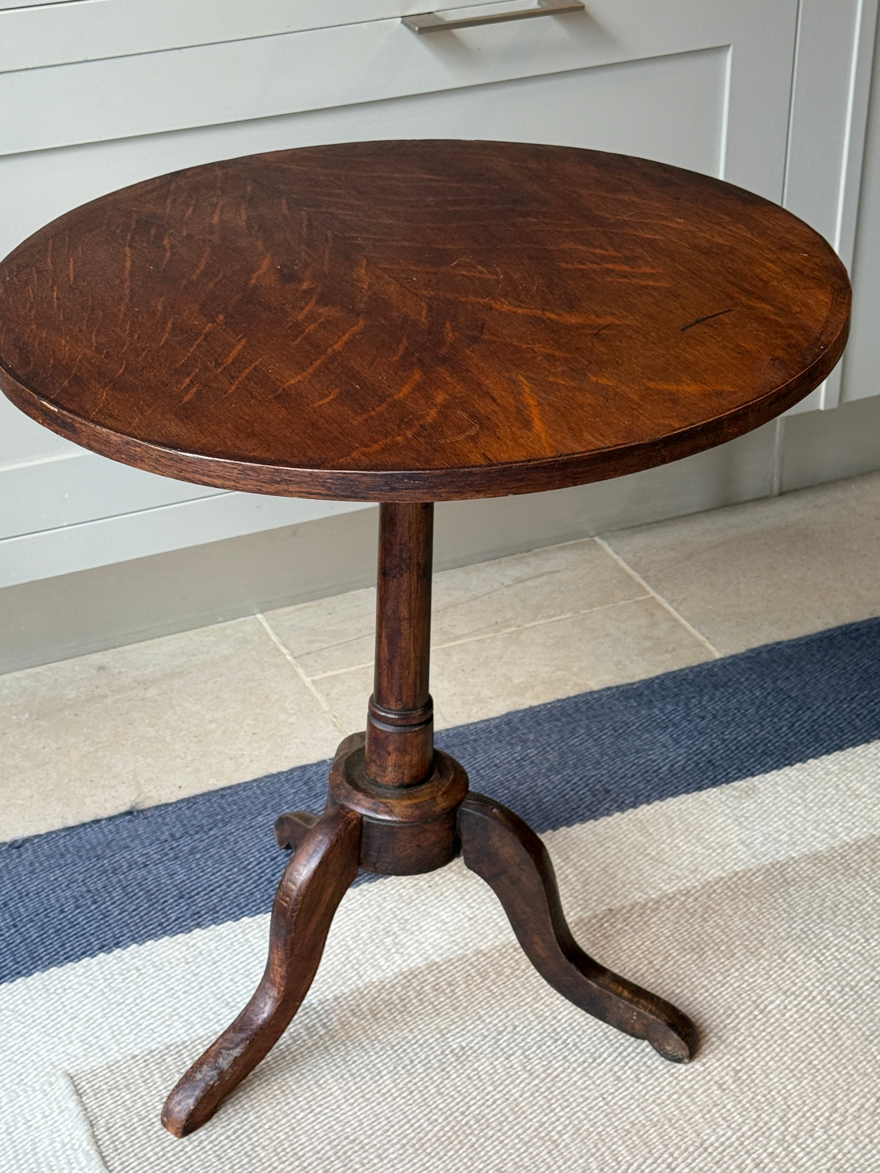 Small Oak Tripod Table