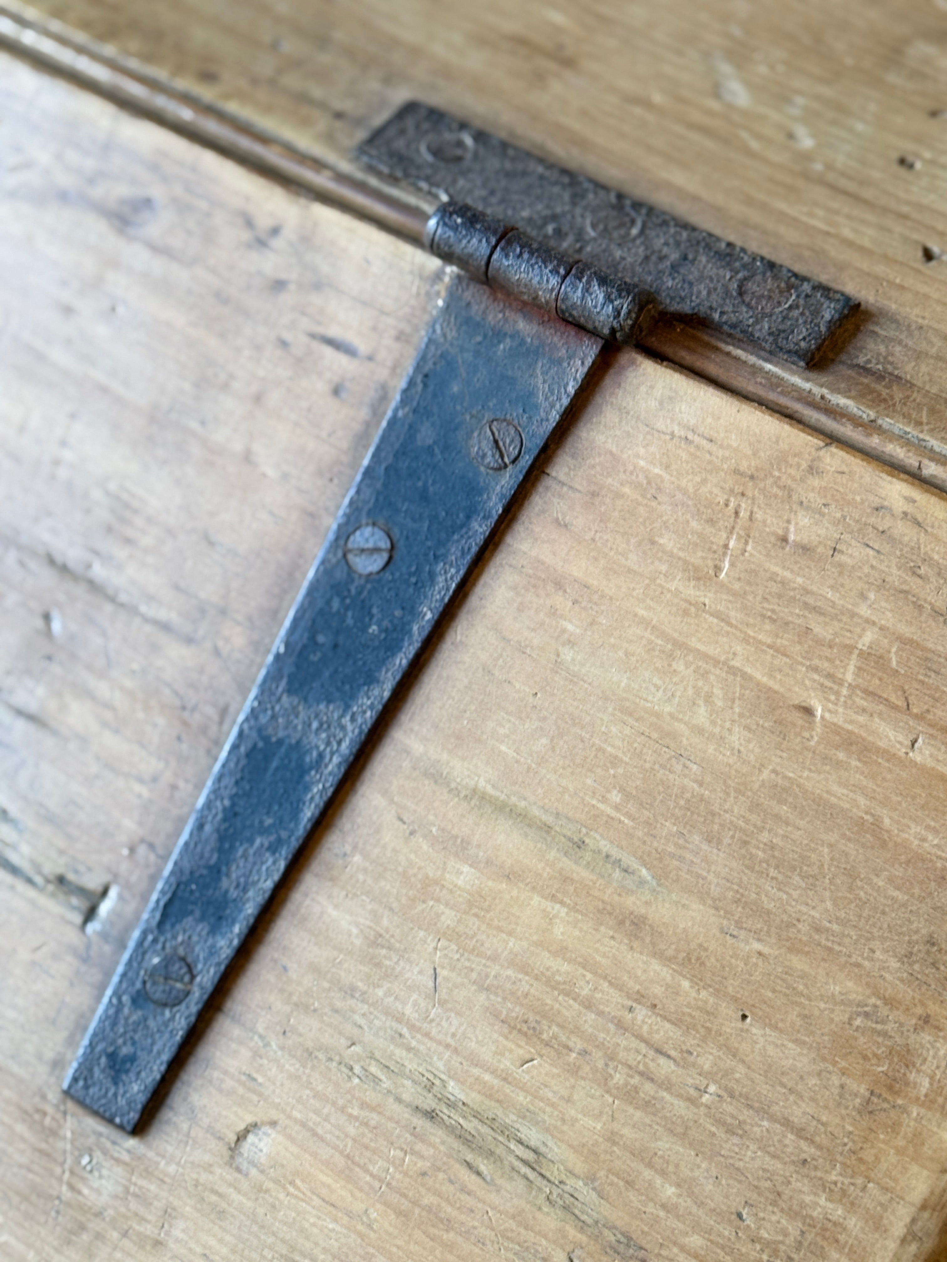 Lovely Pine Grain Store Storage Piece