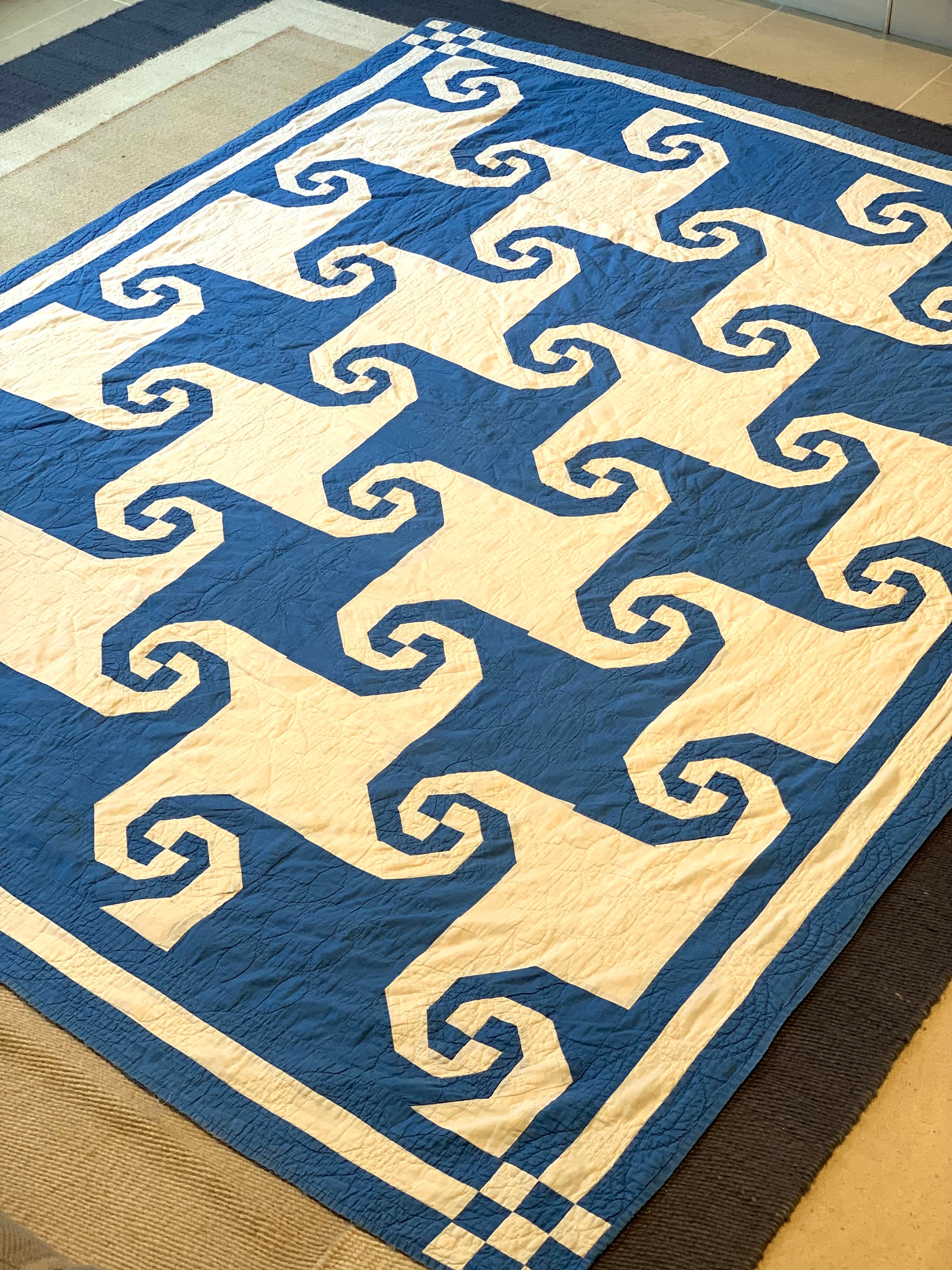 Beautiful Antique American Quilt 1890's - Cobalt Blue & White