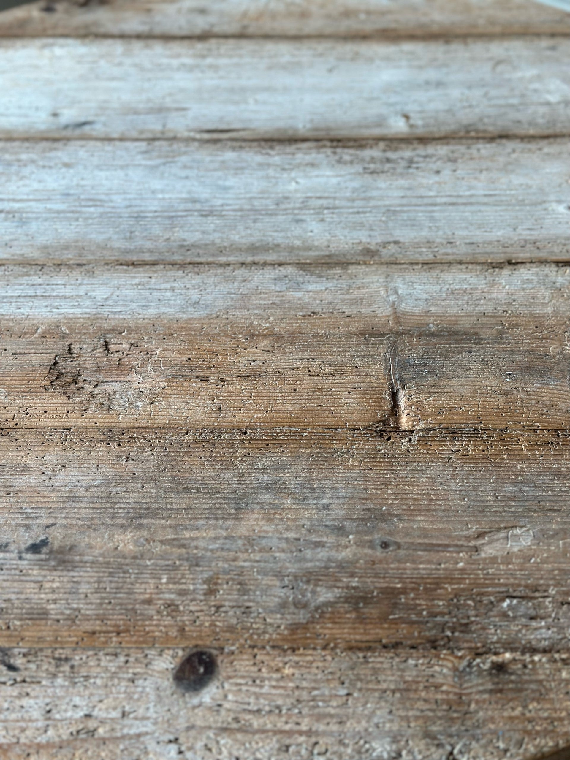 Pine Cricket Table with green base