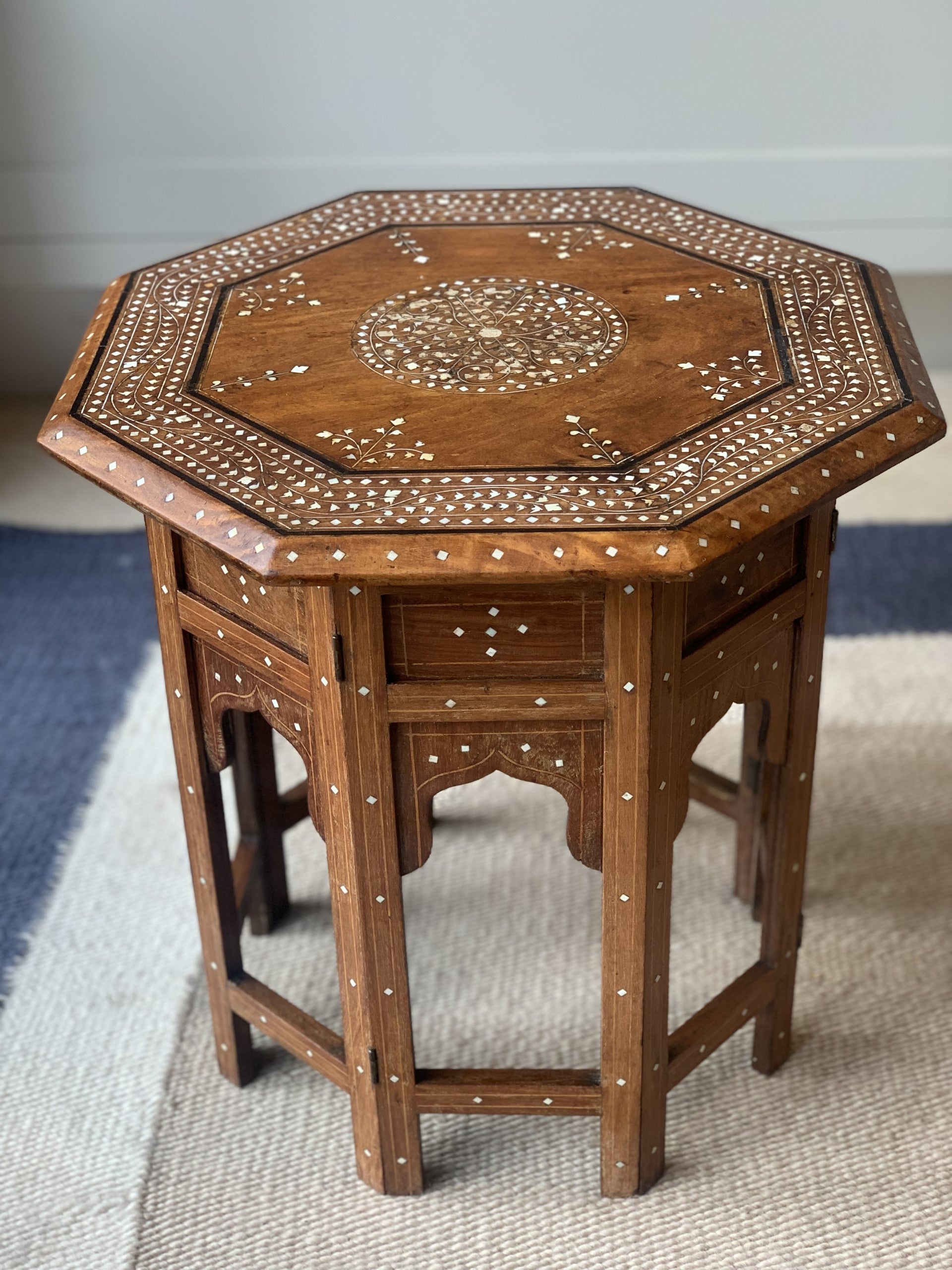 Lovely Medium Sized Hoshiarpur Octaganal Table