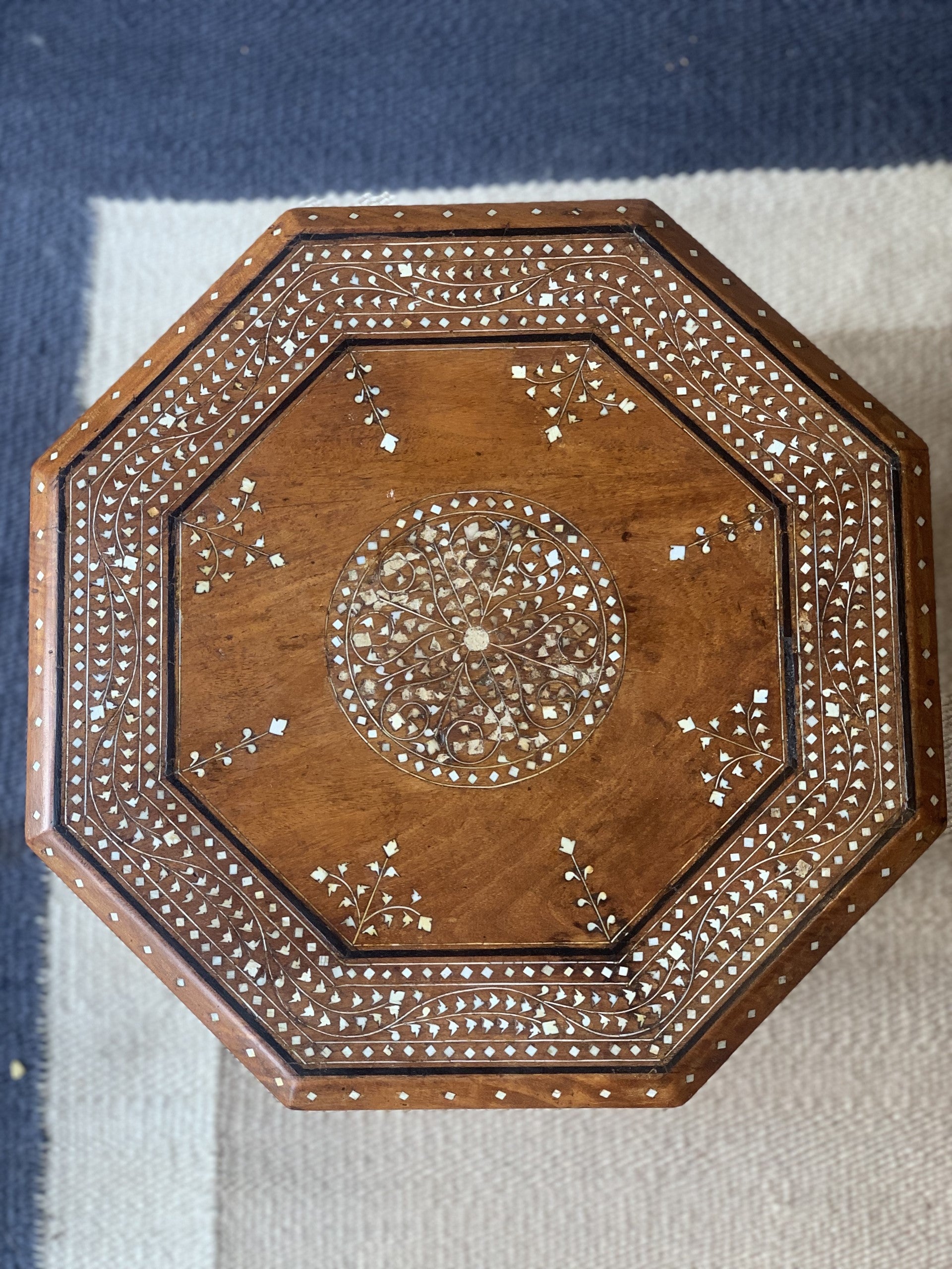 Lovely Medium Sized Hoshiarpur Octaganal Table