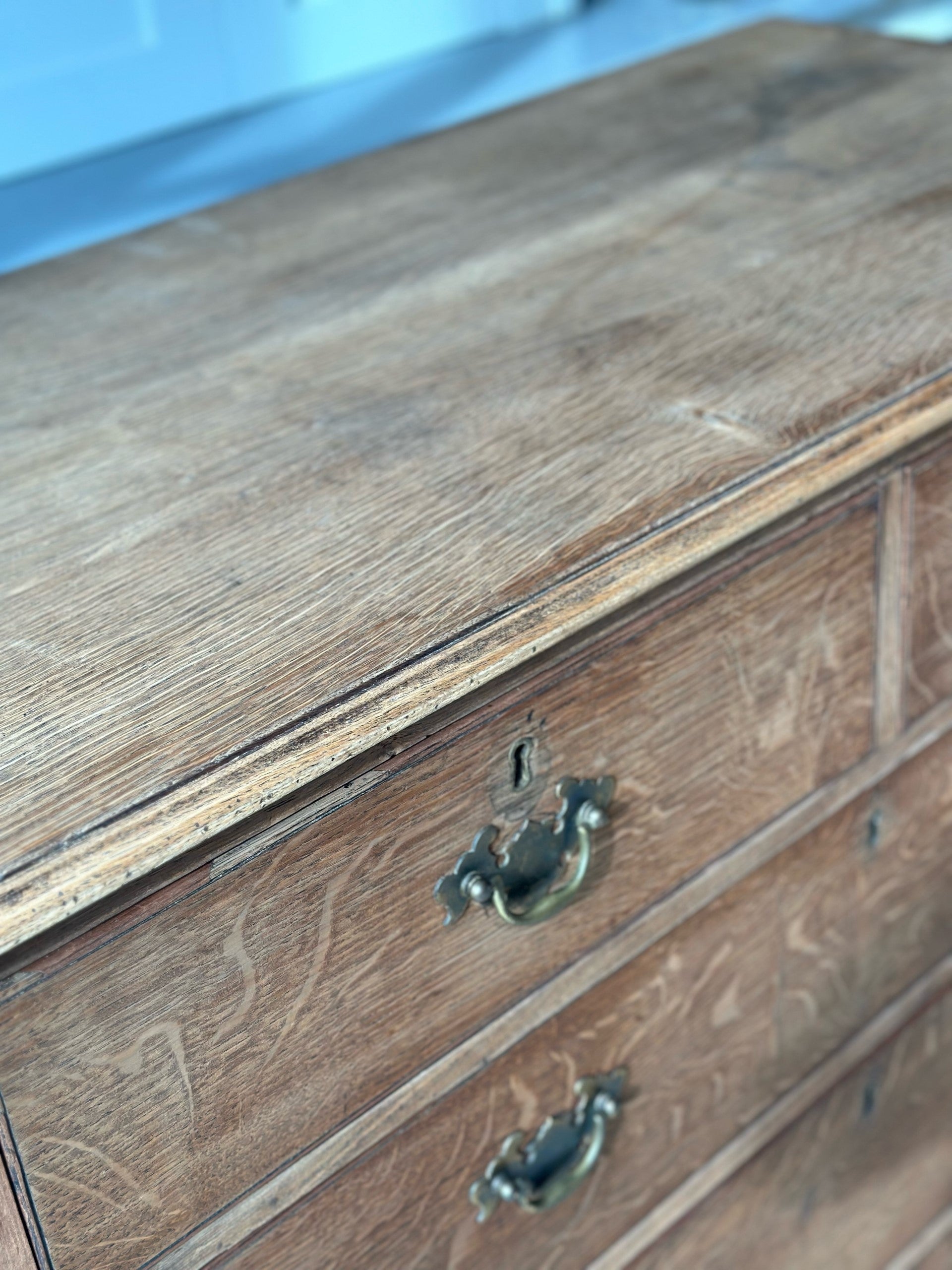 19th Century Pale Oak Chest of Drawers.
