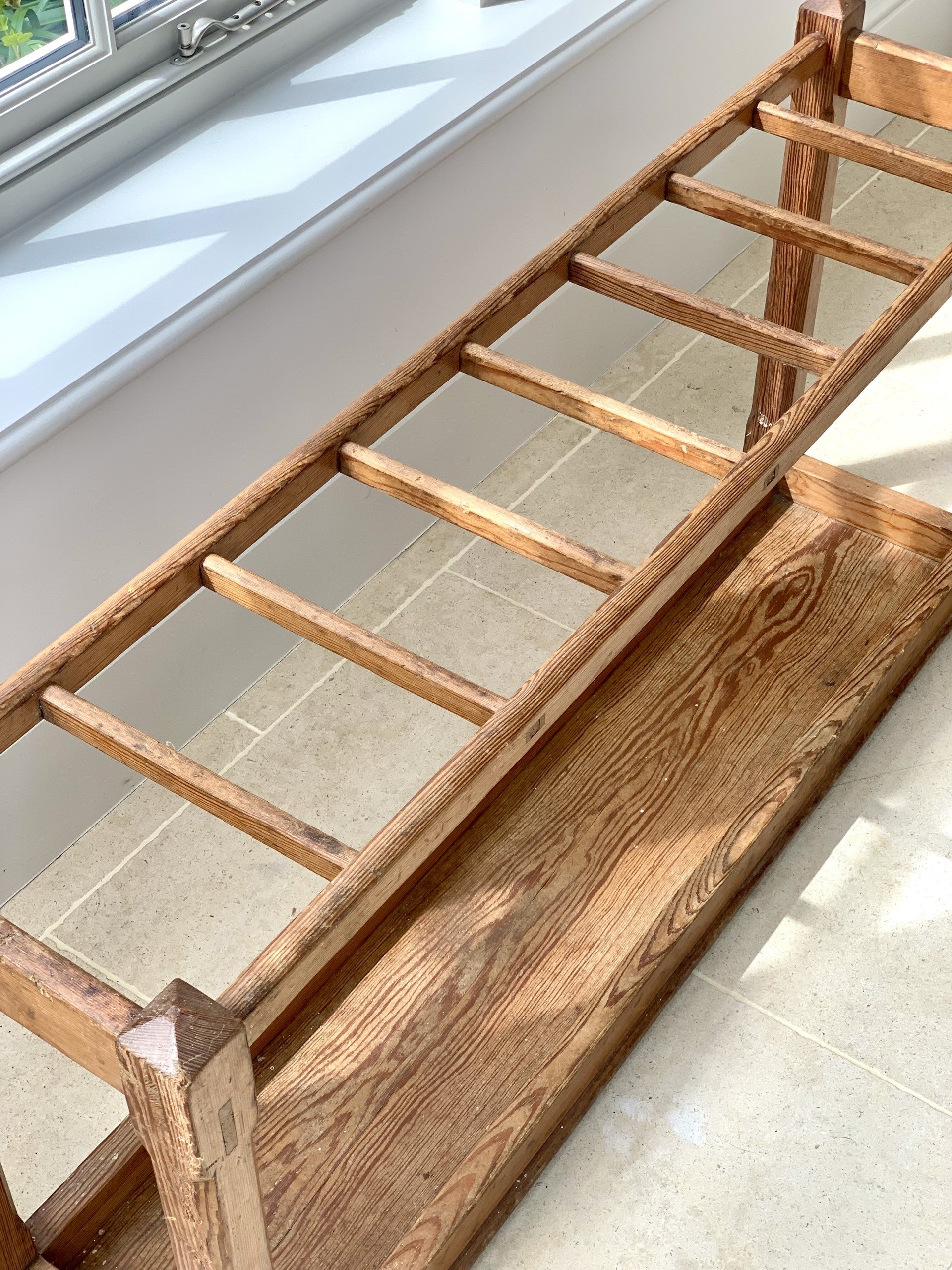 Large Pitch Pine Stick Stand