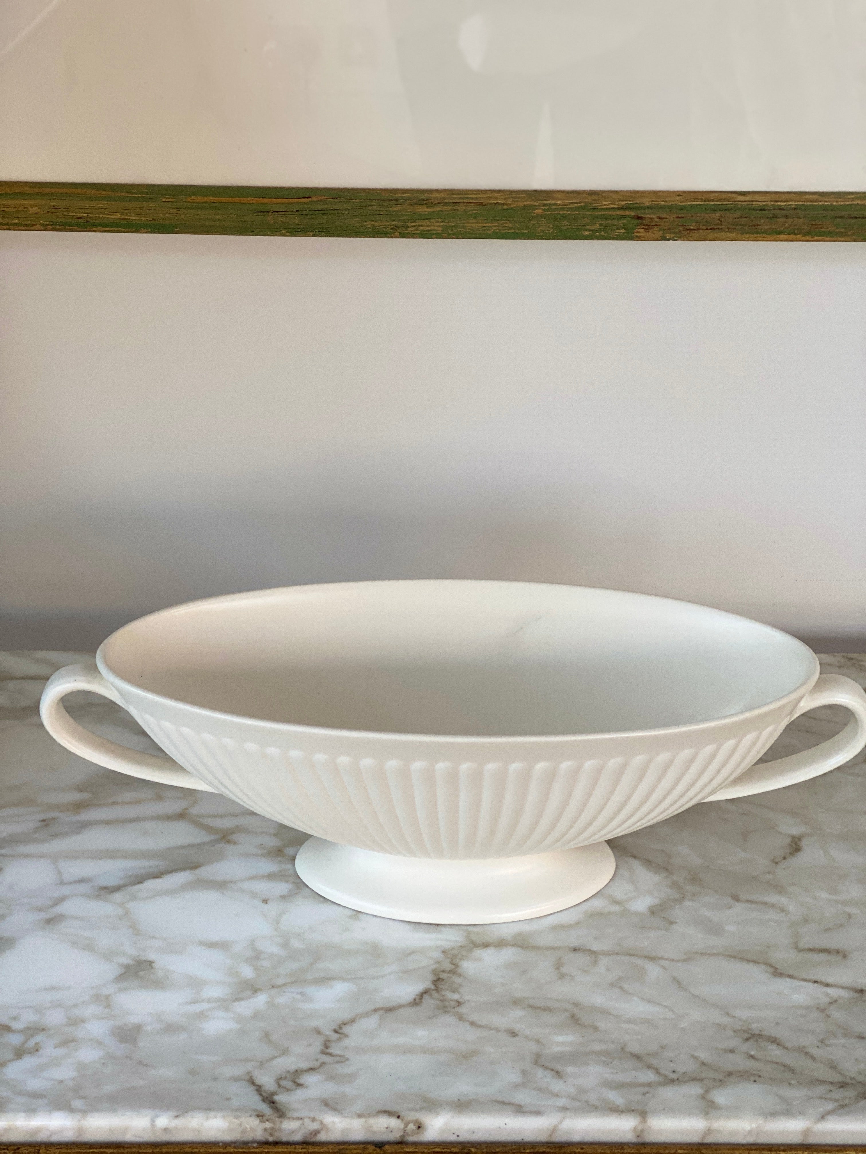 Large Ribbed Wedgwood Moonstone Mantle Vase with handles