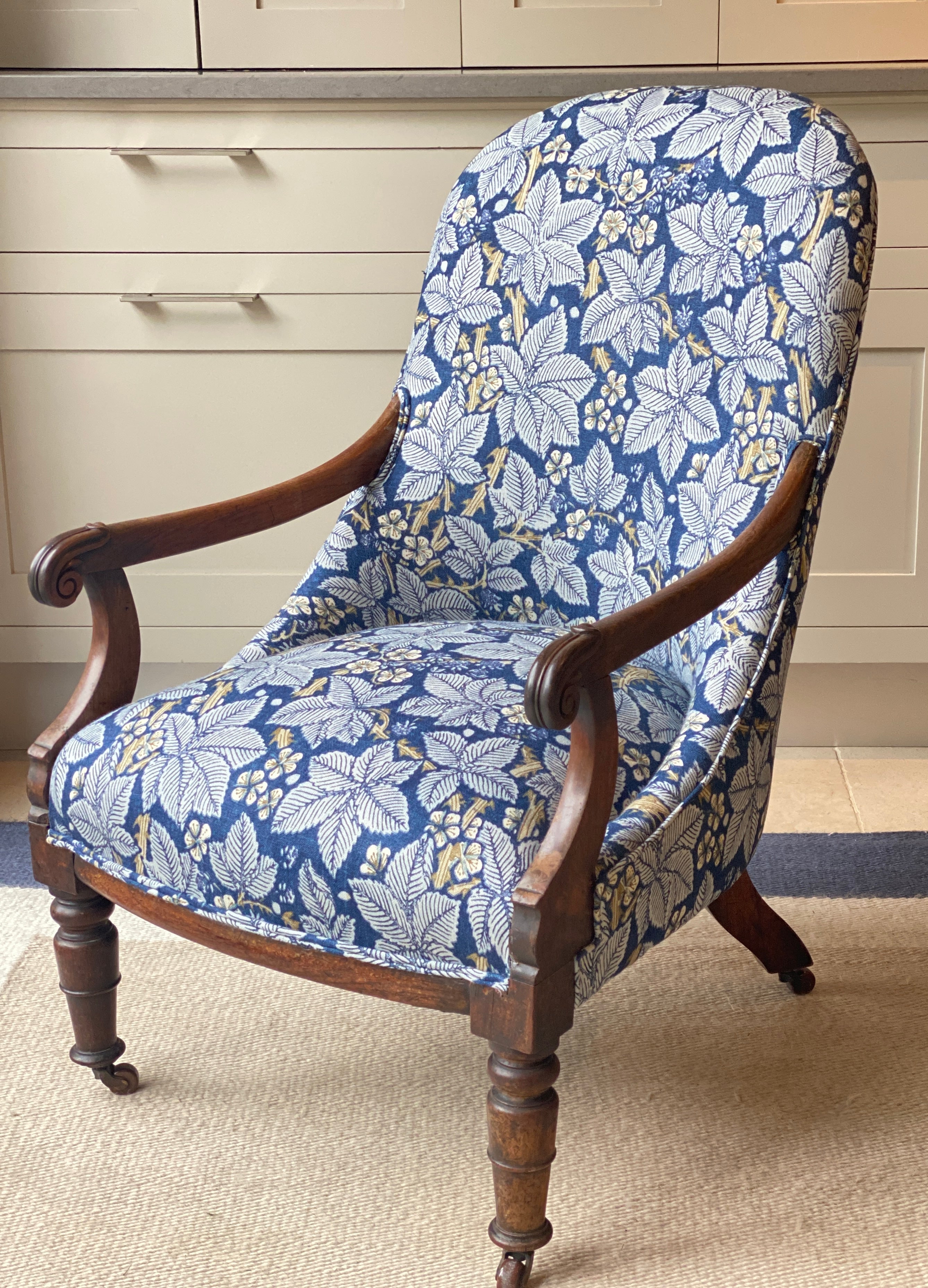Charming Open Armchair