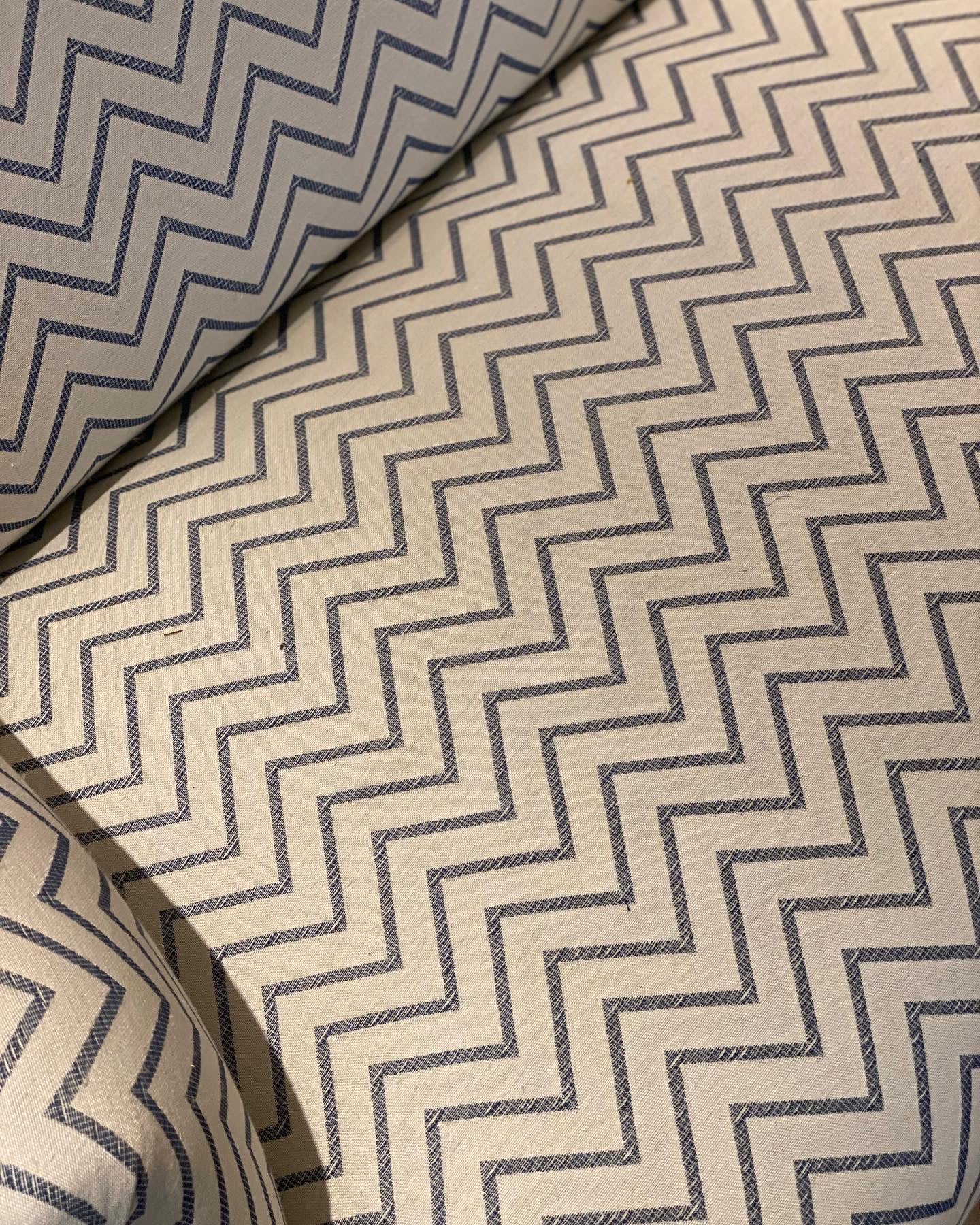 Small C19th French Sofa ‘Loveseat’ in GG Hintlesham