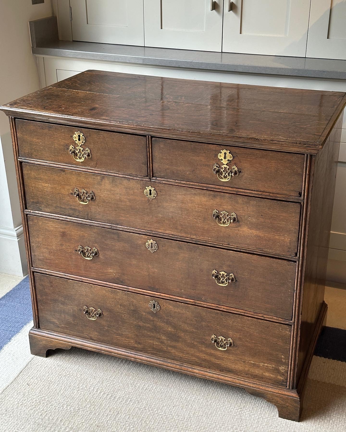 Early Georgian Chest of Drawers