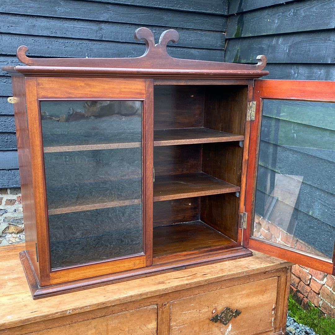 Mahogany Wall Hanging Cabinet with lovely Pediment