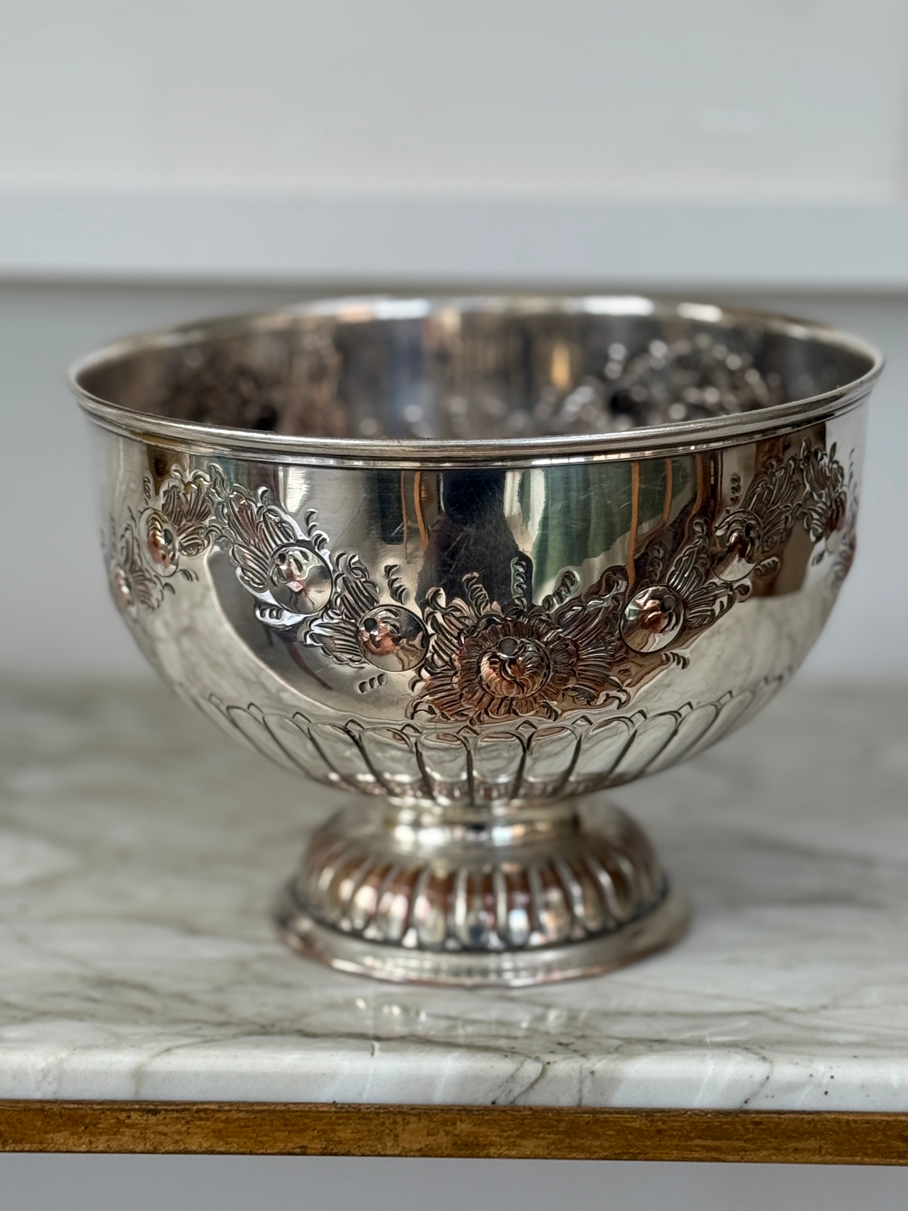 Small Decorative Silver Plate Pedestal bowl