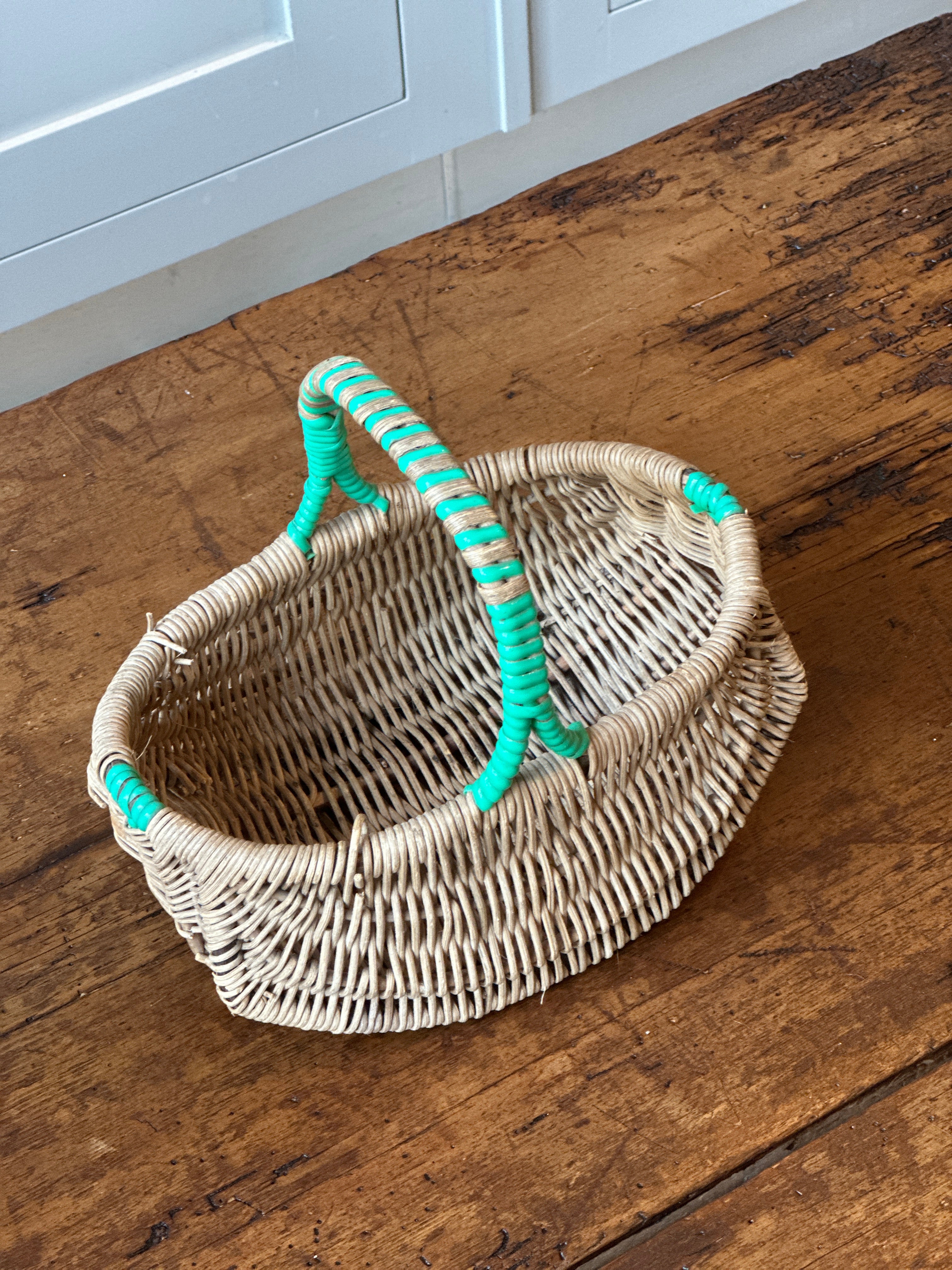 Small Vintage Egg Basket