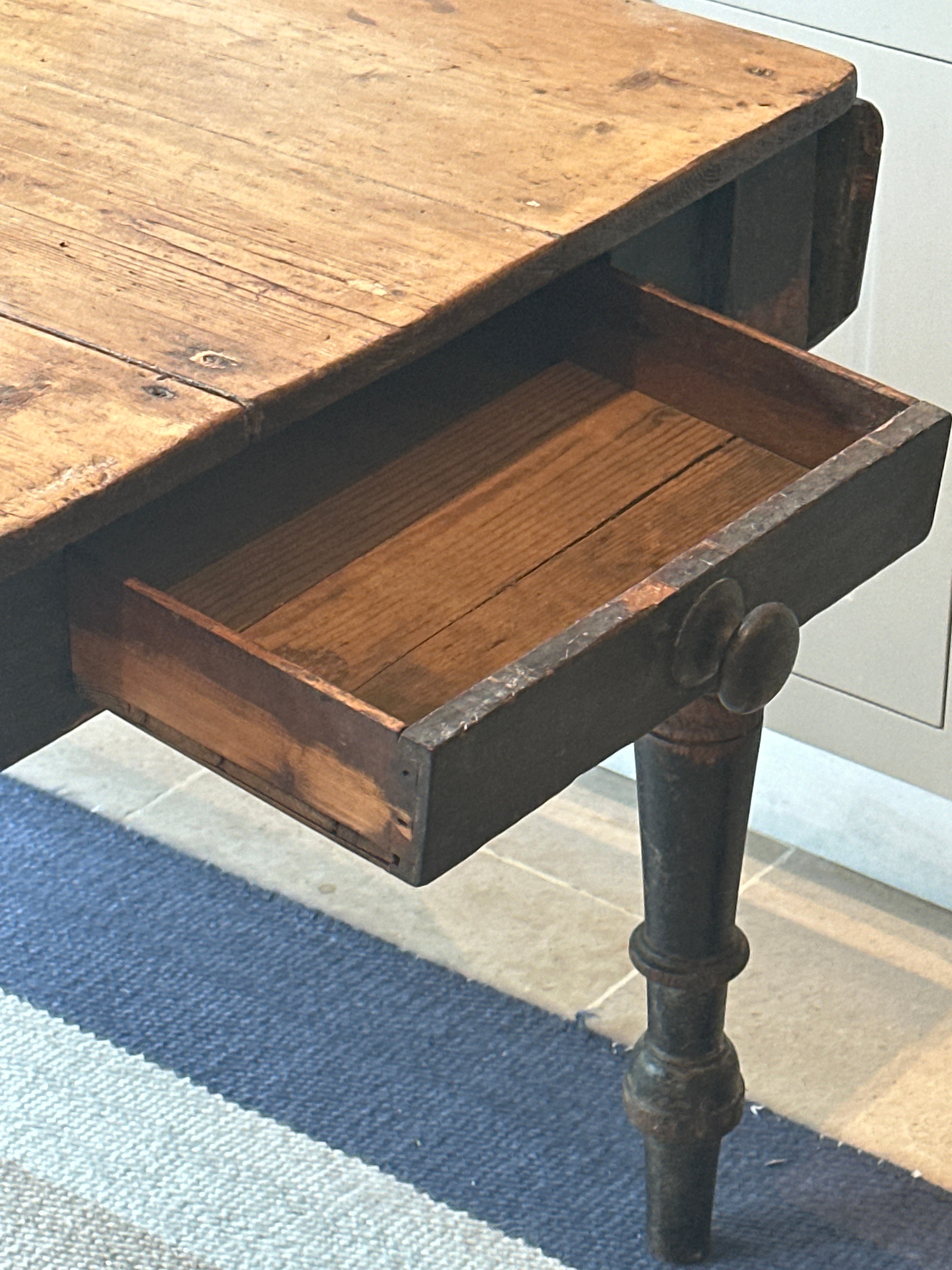 Gorgeous Pine Kitchen Table