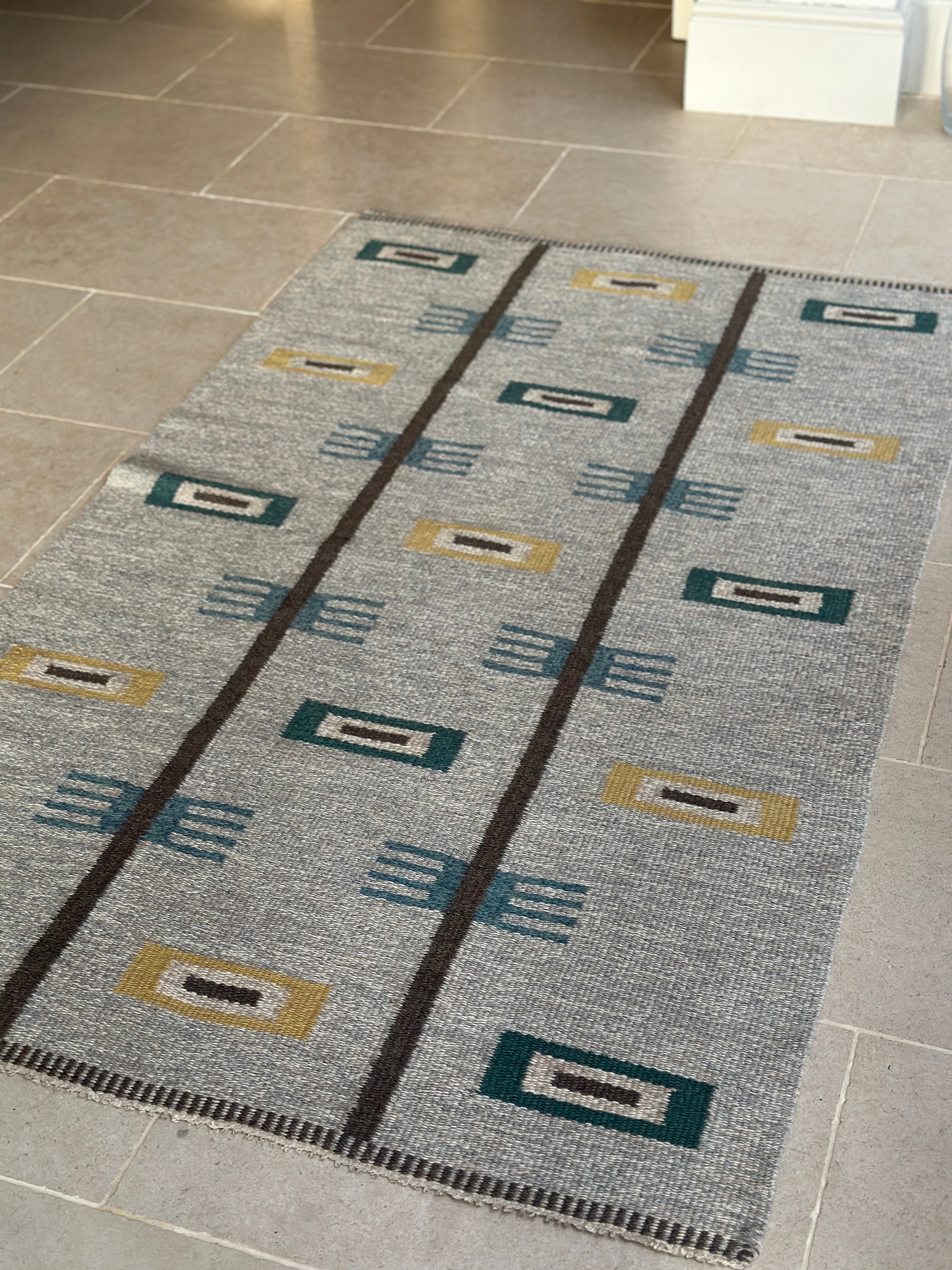 Charming Vintage Swedish Kilim