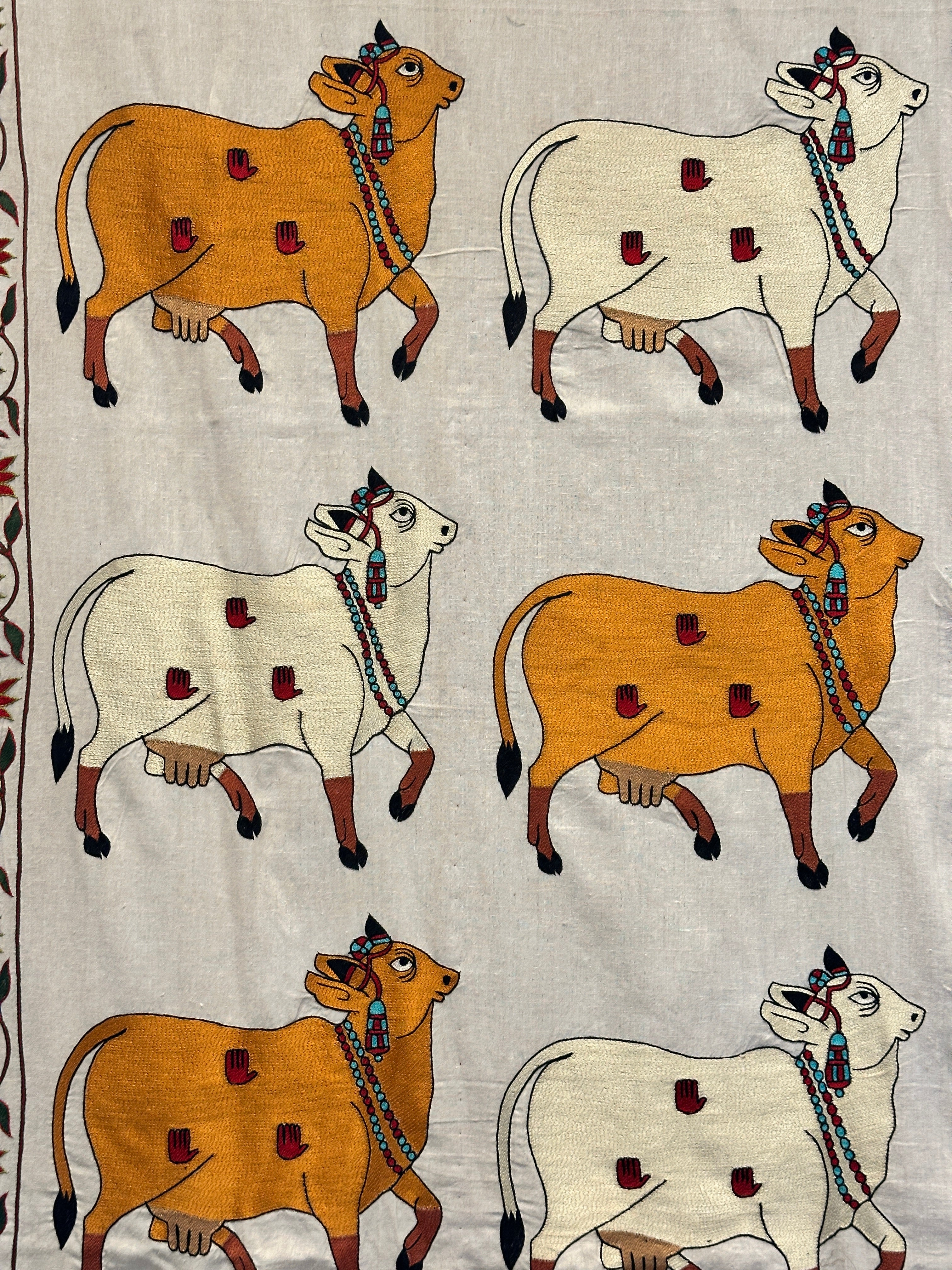 Vintage Sacred Cow Pishwai Wall Covering