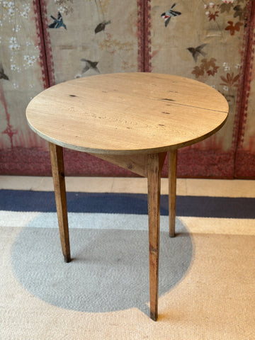 Pine Cricket Table with Bleached Top