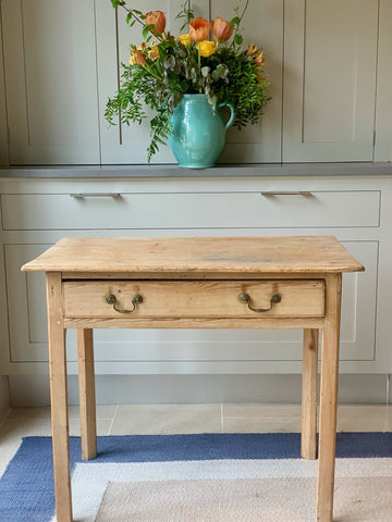 19th Century Pine Single Drawer table