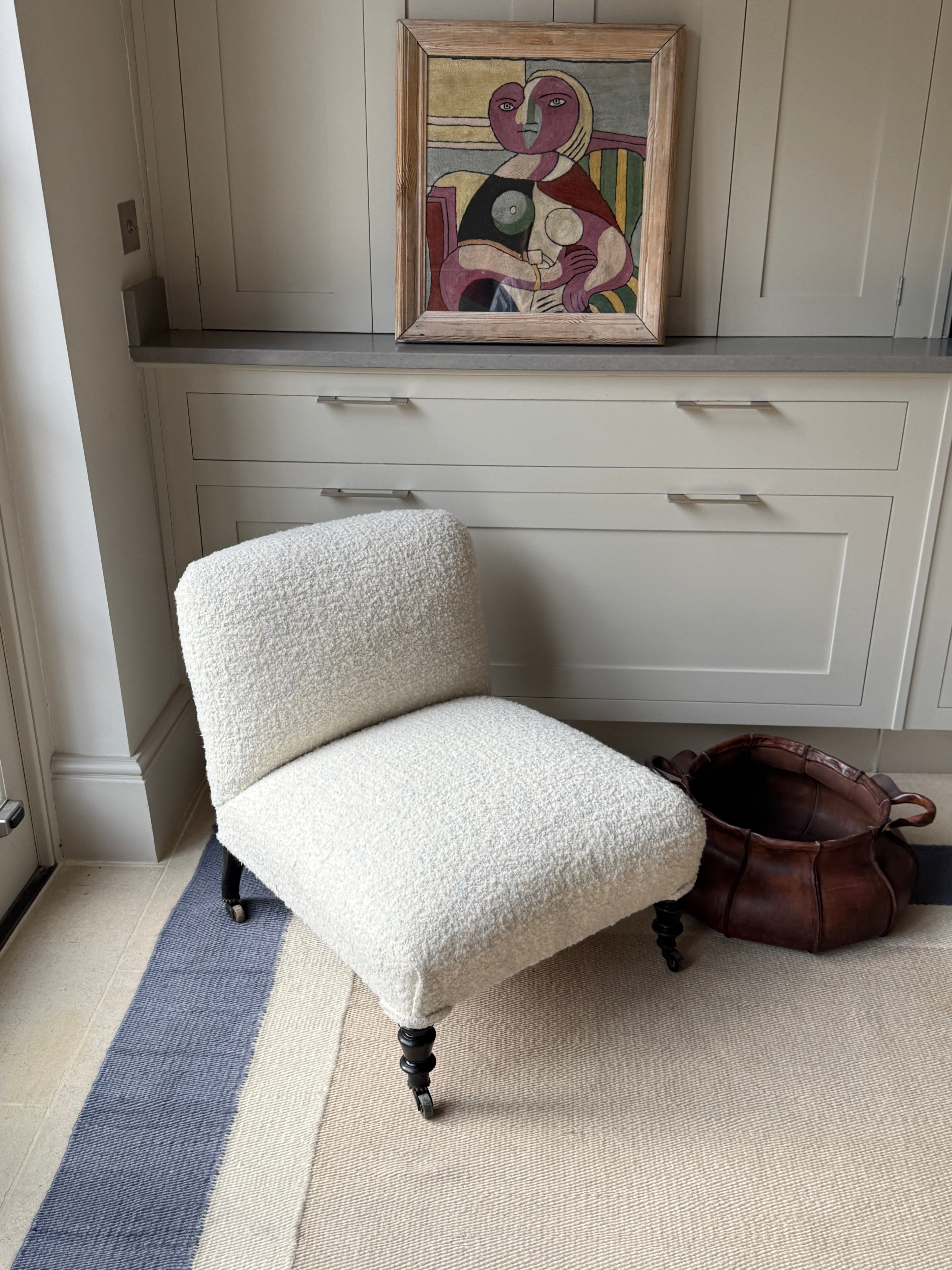 French 19th Century Slipper Chair in white boucle wool with hints of blue